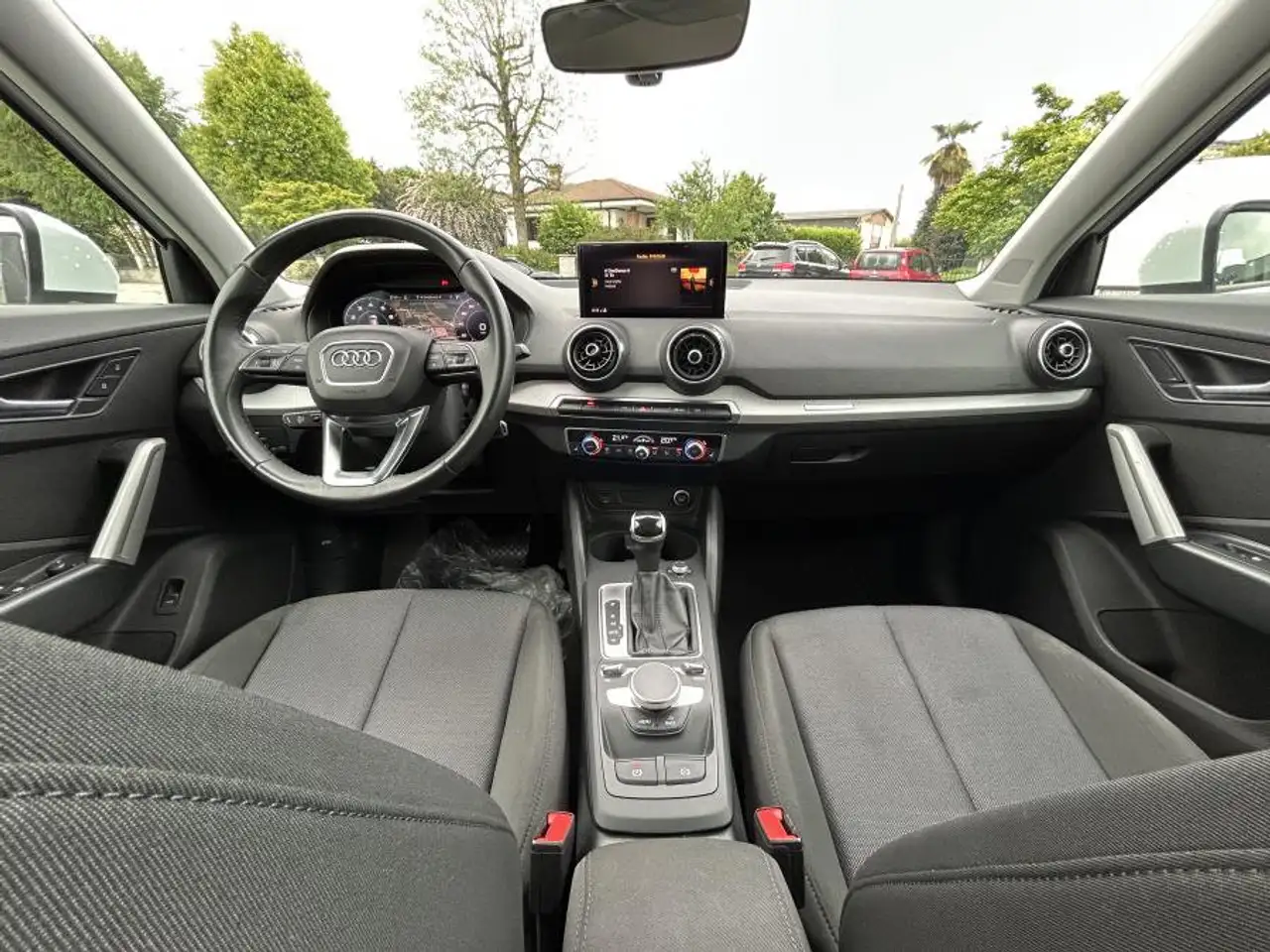 Audi Q2 35 TFSI S-Tronic Business Advanced NAVI+FULL LED+CAMERA, миниатюра 9