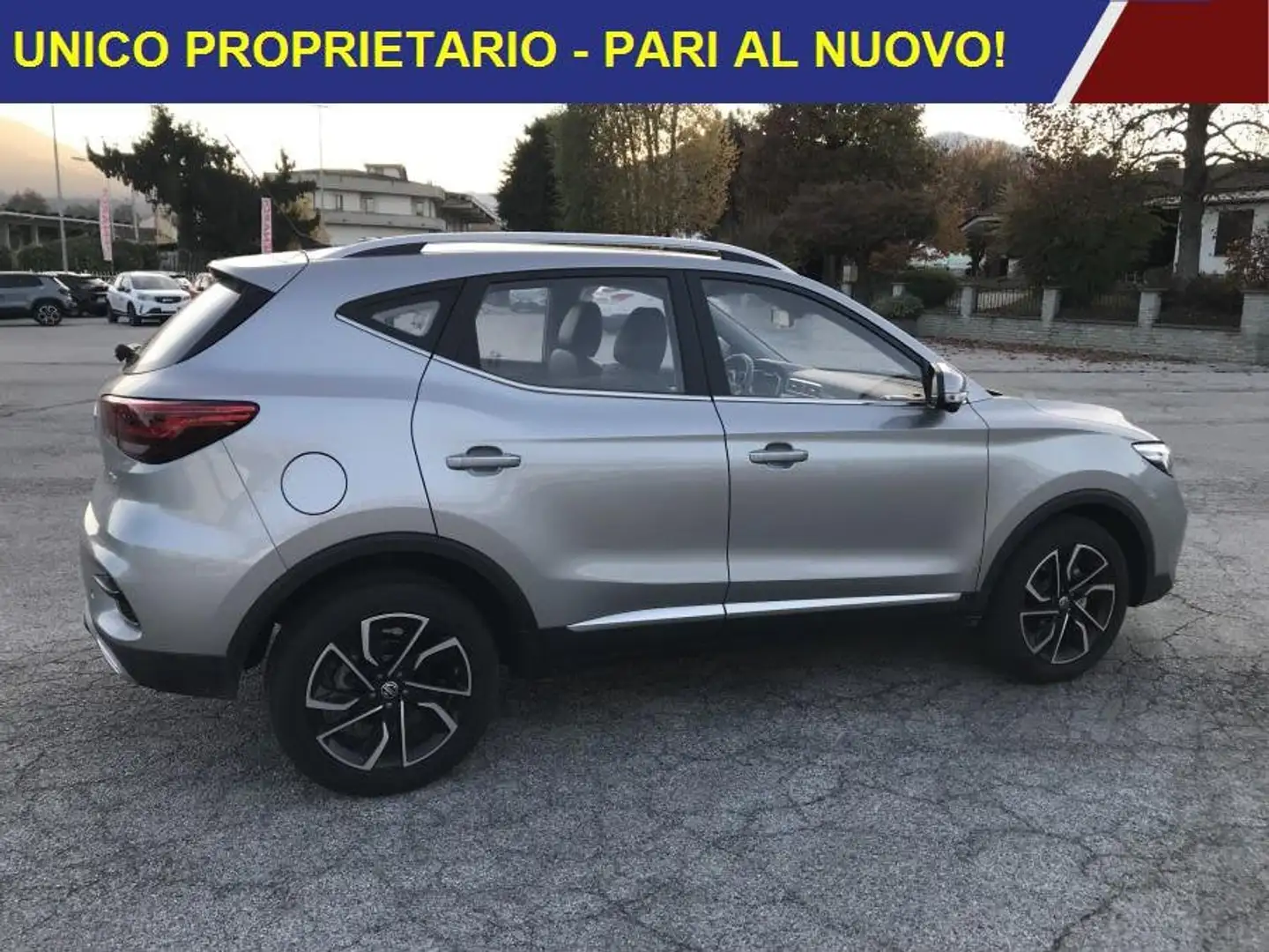 MG ZS 1.5 VTi-tech Luxury 2025 * PARI NUOVO Argent - 2