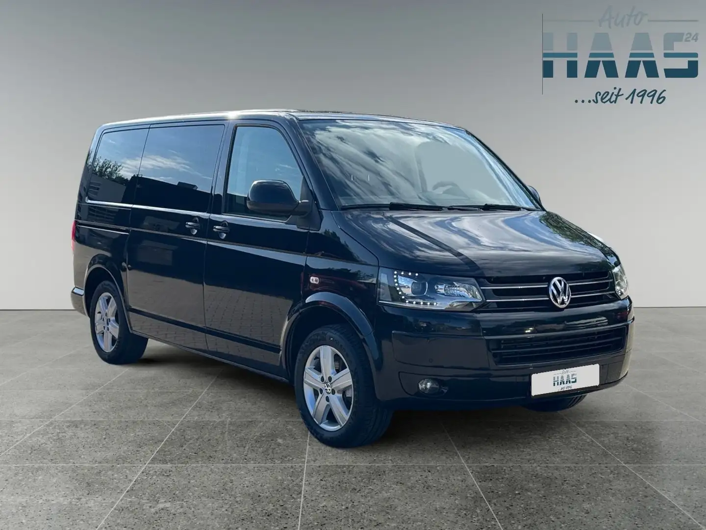 Volkswagen T5 Multivan Comfort 4Motion MOTOR neu bei 128Tkm Fekete - 1