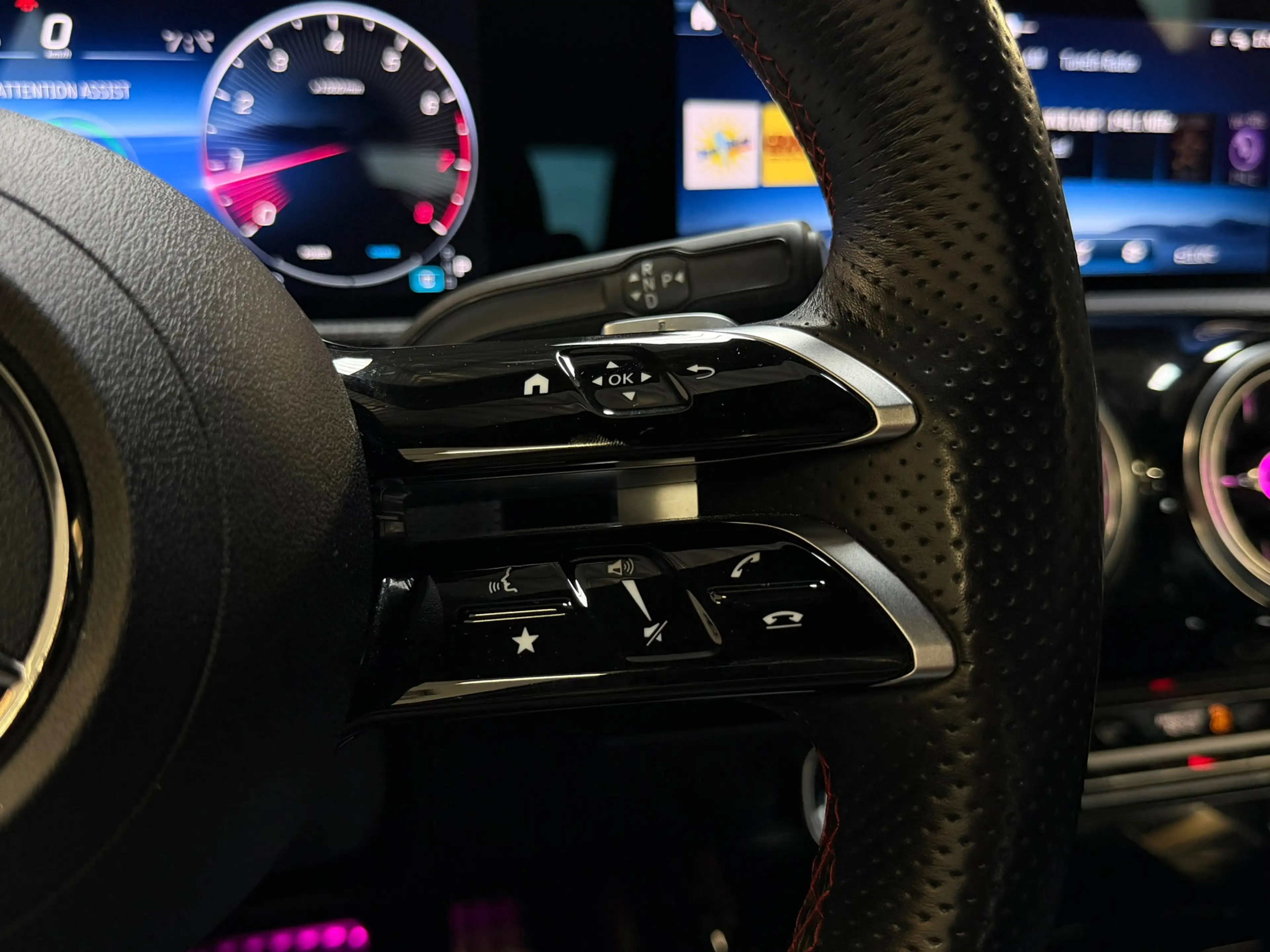 Mercedes-Benz A 180 AMG Line BTW|GARANTIE|CAMERA|NIGHTPAKKET|DODEHOEK| — photo 11