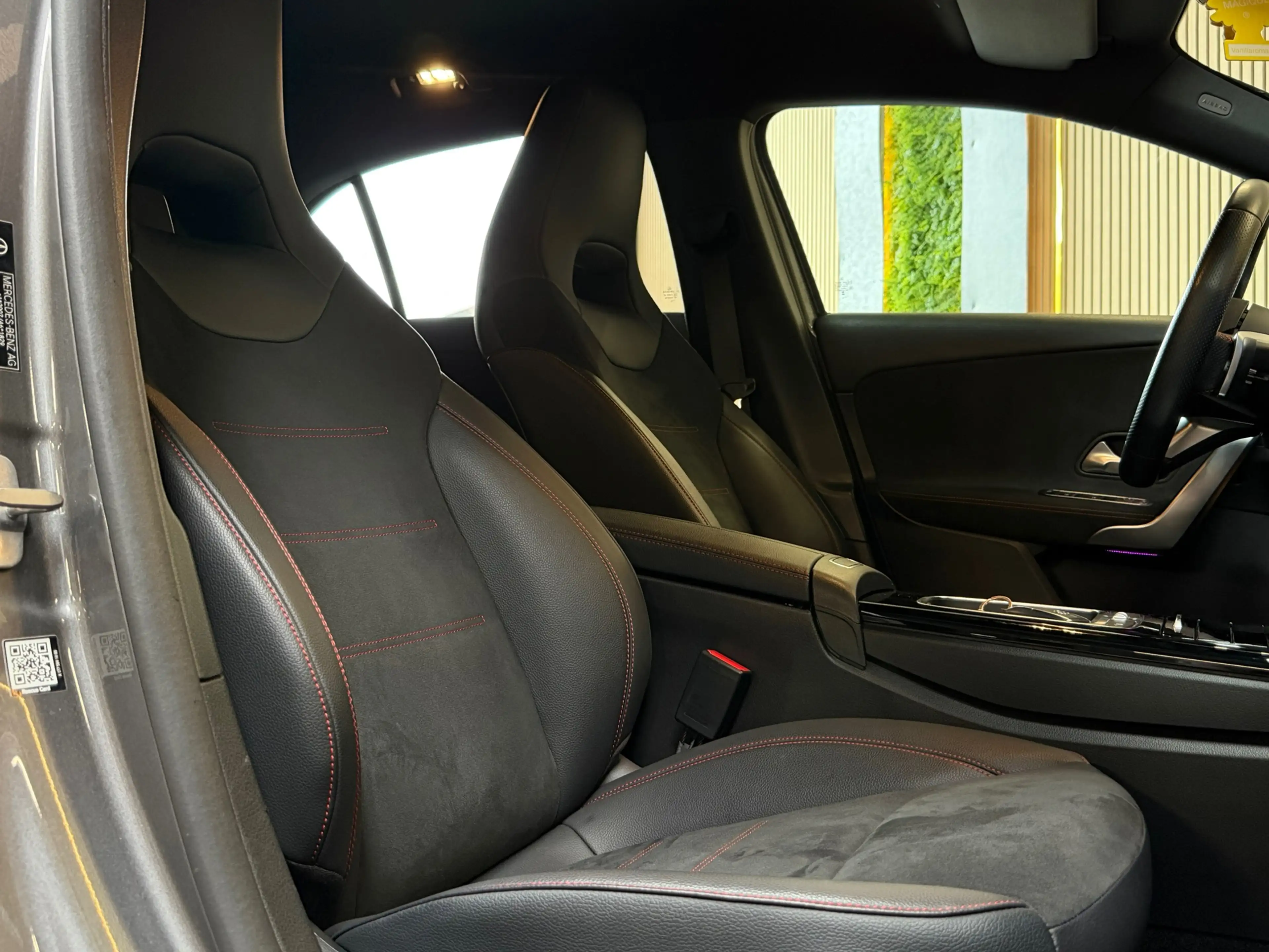 Mercedes-Benz A 180 AMG Line BTW|GARANTIE|CAMERA|NIGHTPAKKET|DODEHOEK| — photo 12
