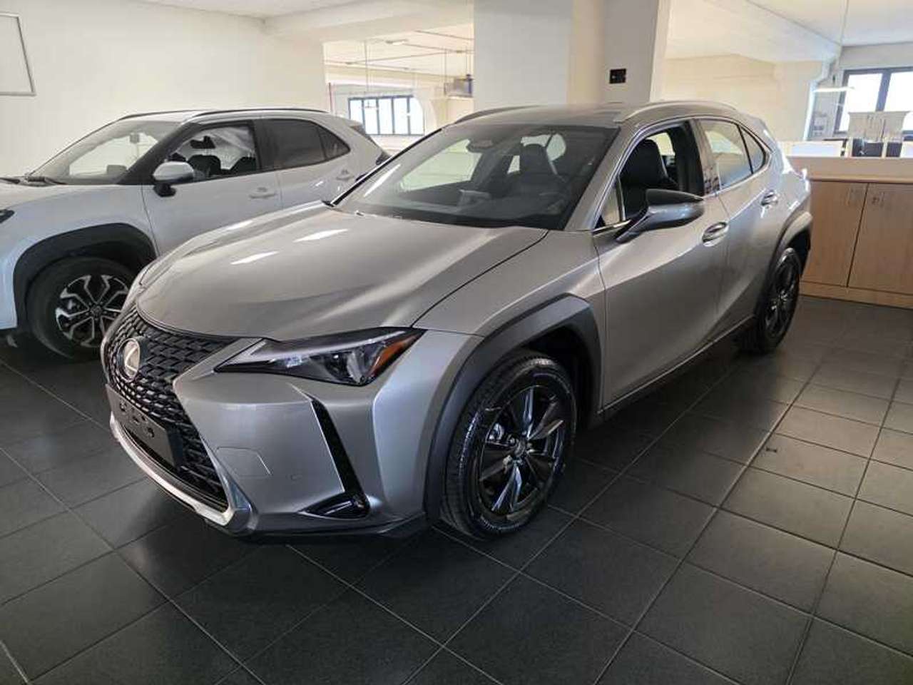 Lexus UX 300h 300h 2.0 Urban 2wd cvt