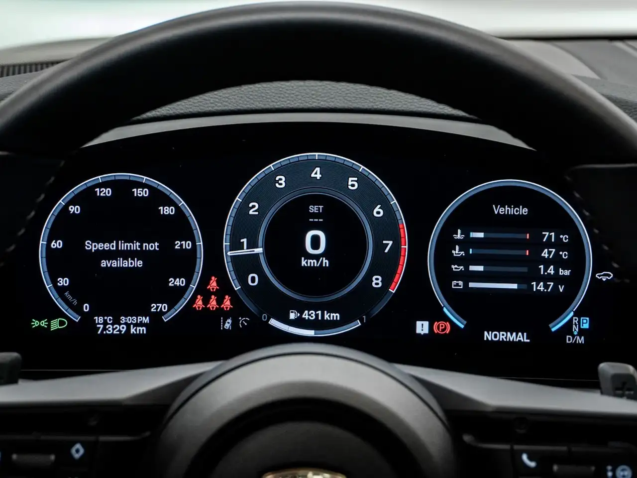 Porsche Cayenne снимка Porsche Cayenne