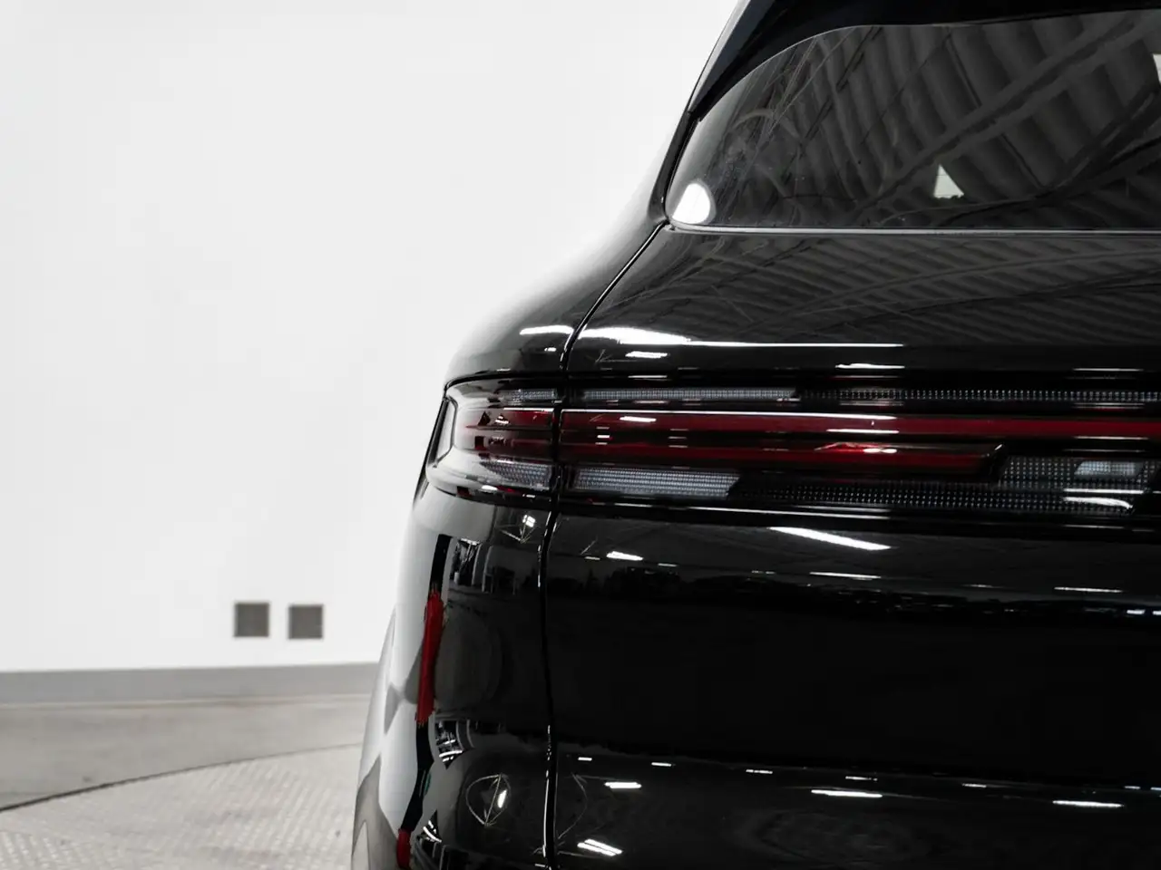 Porsche Cayenne снимка Porsche Cayenne