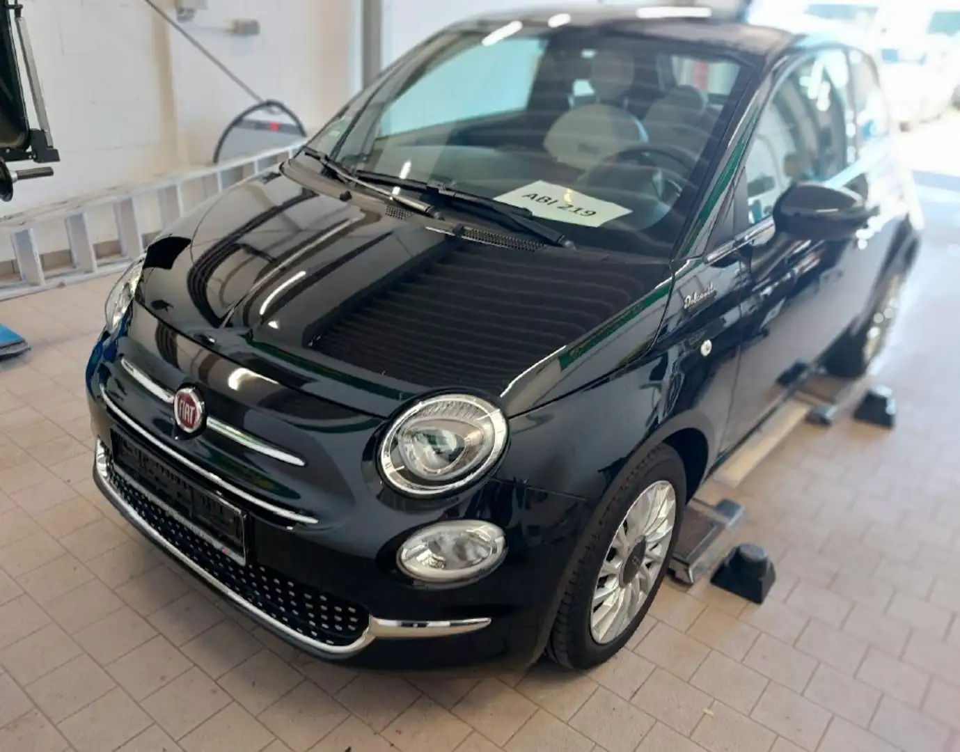 Fiat 500 1.0 GSE DolceVita Klima - Bluetooth Schwarz - 1