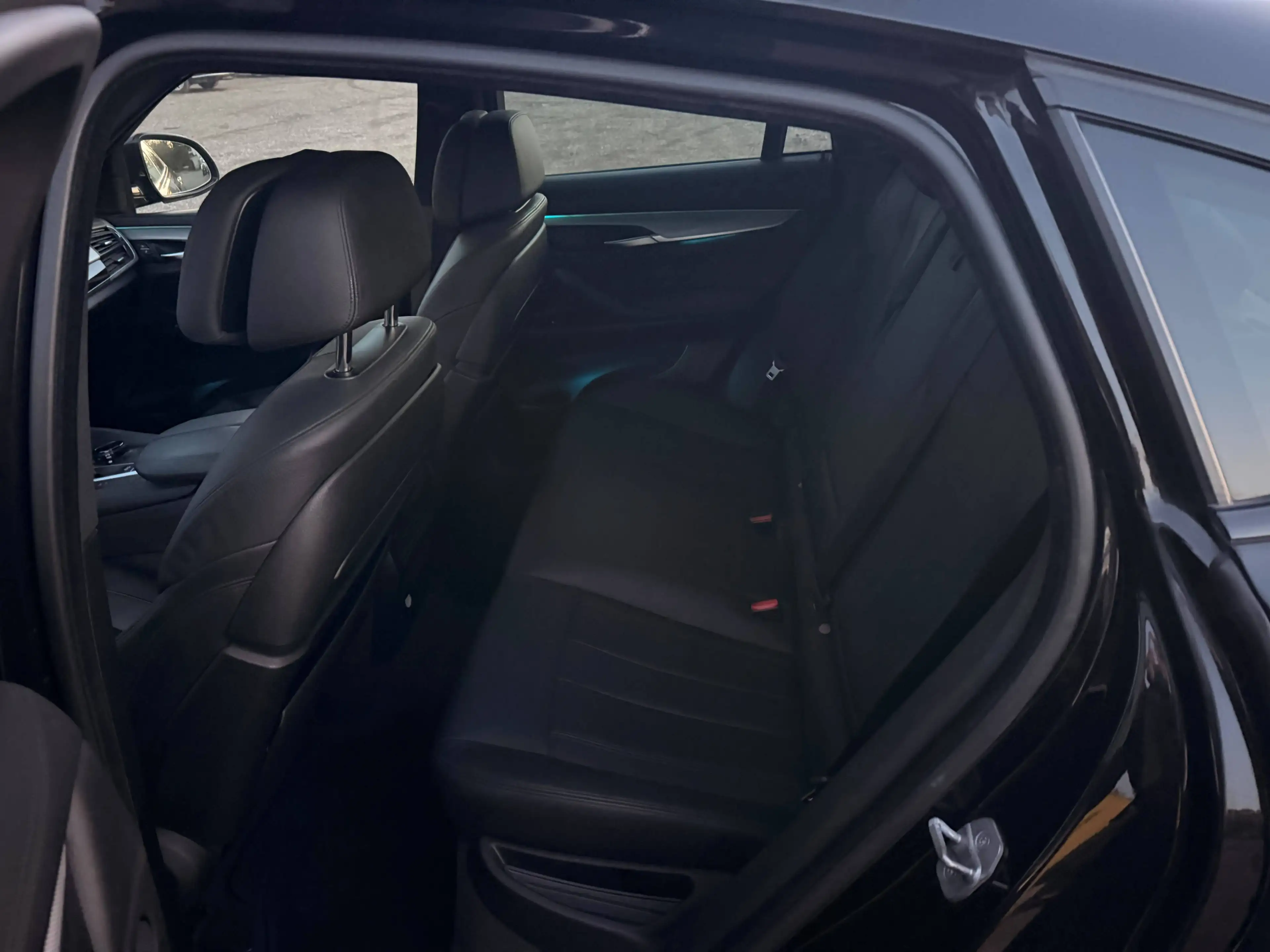 BMW X6 X6 xDrive M50i 360 Nachtsicht AHK Vollausstattung — photo 11