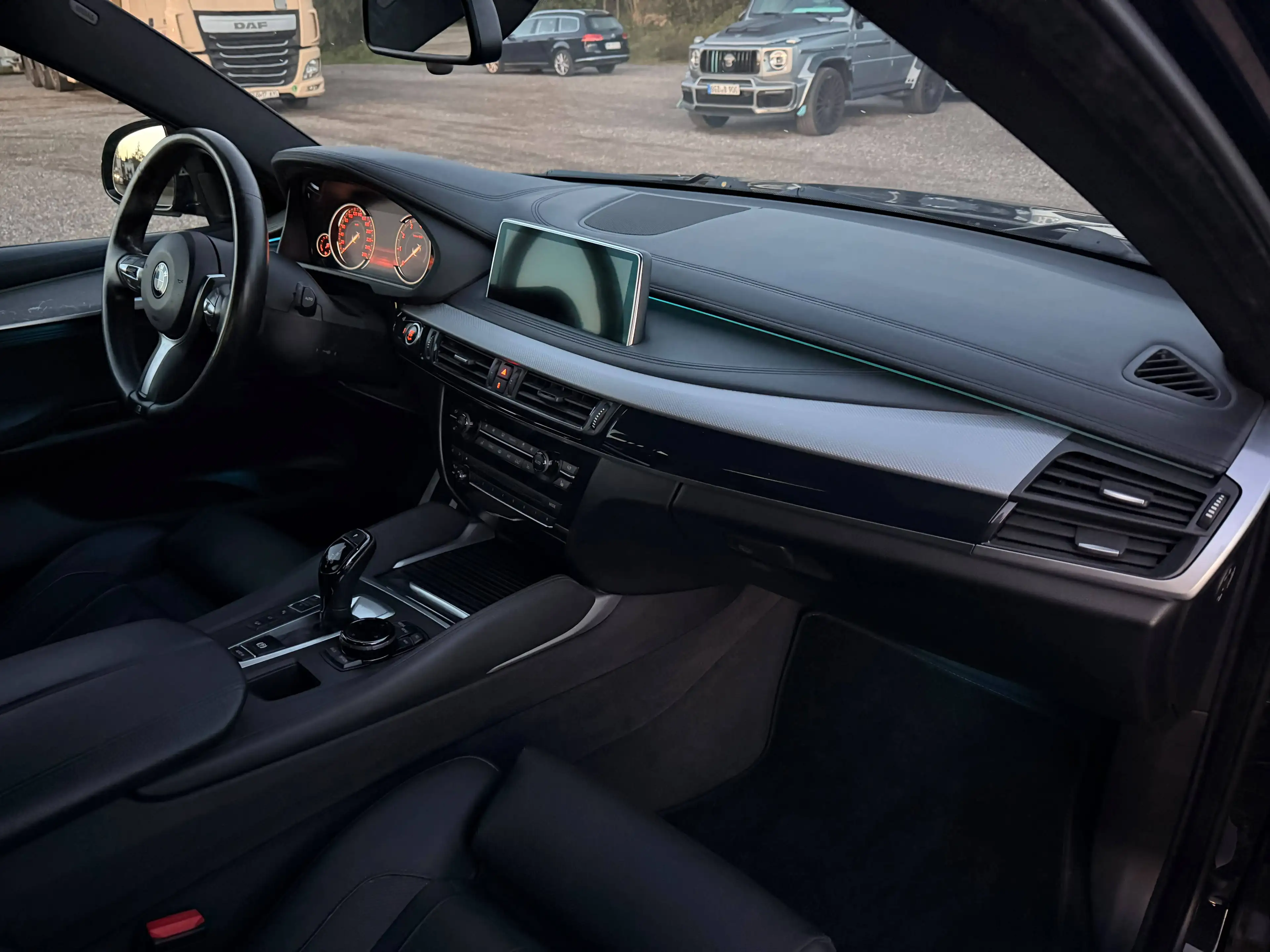 BMW X6 X6 xDrive M50i 360 Nachtsicht AHK Vollausstattung — photo 13