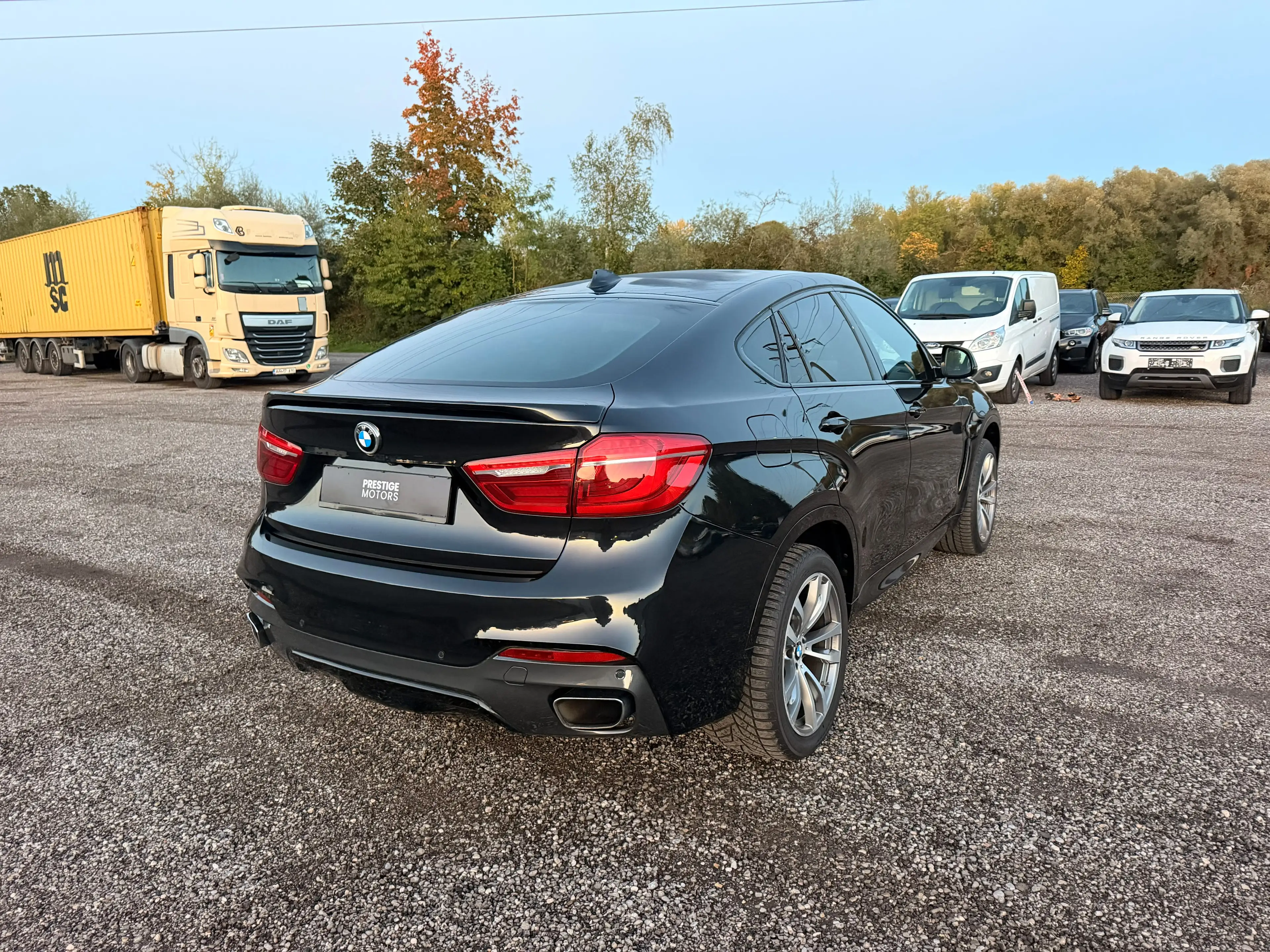 BMW X6 X6 xDrive M50i 360 Nachtsicht AHK Vollausstattung — photo 3