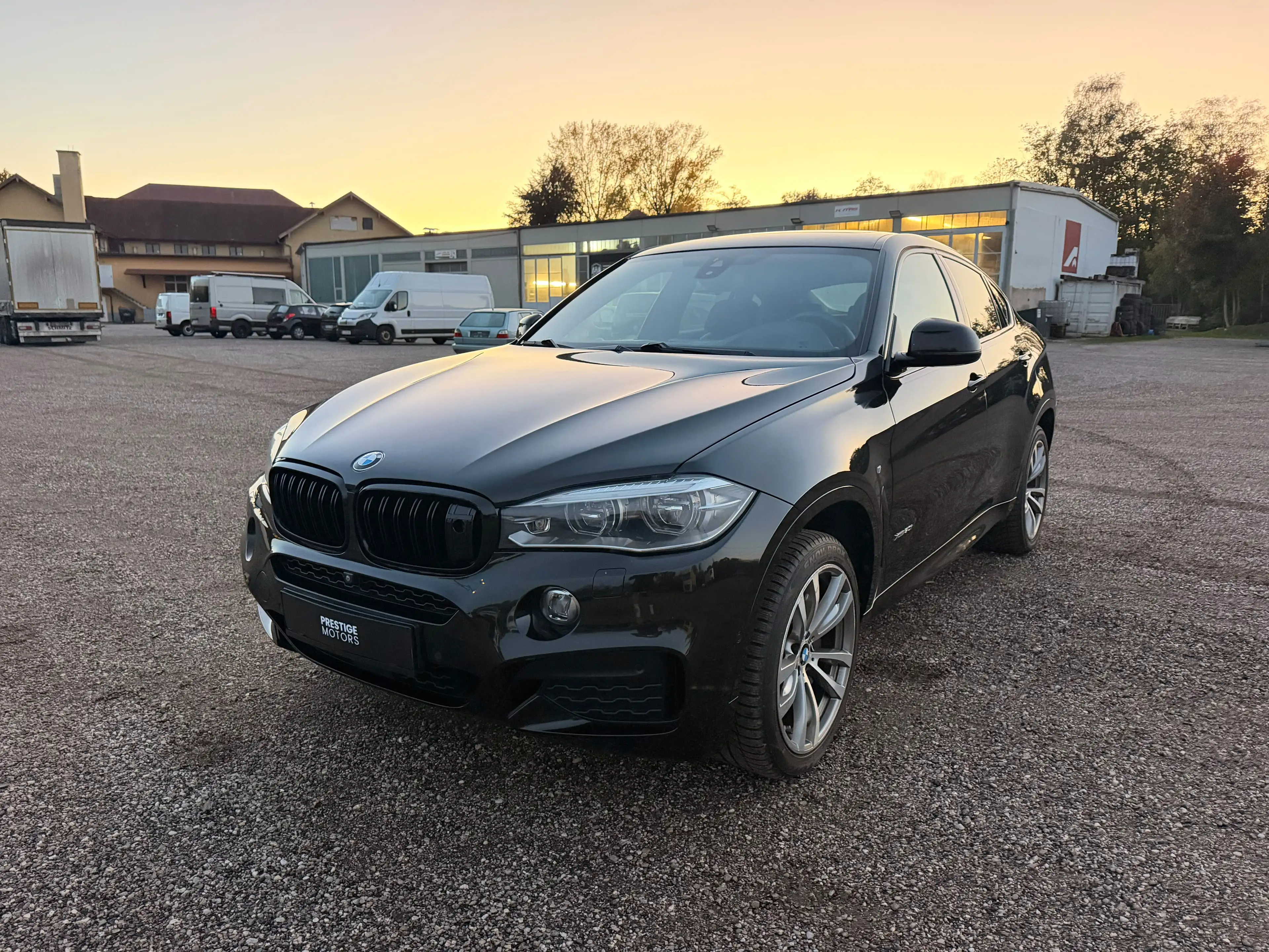 BMW X6 X6 xDrive M50i 360 Nachtsicht AHK Vollausstattung — photo 7