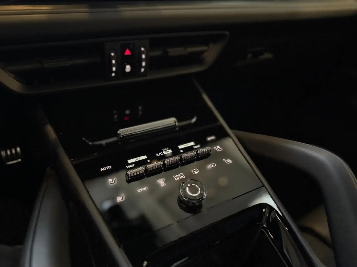 Porsche Cayenne Coupé E-Hybrid Aut. Gris - 2