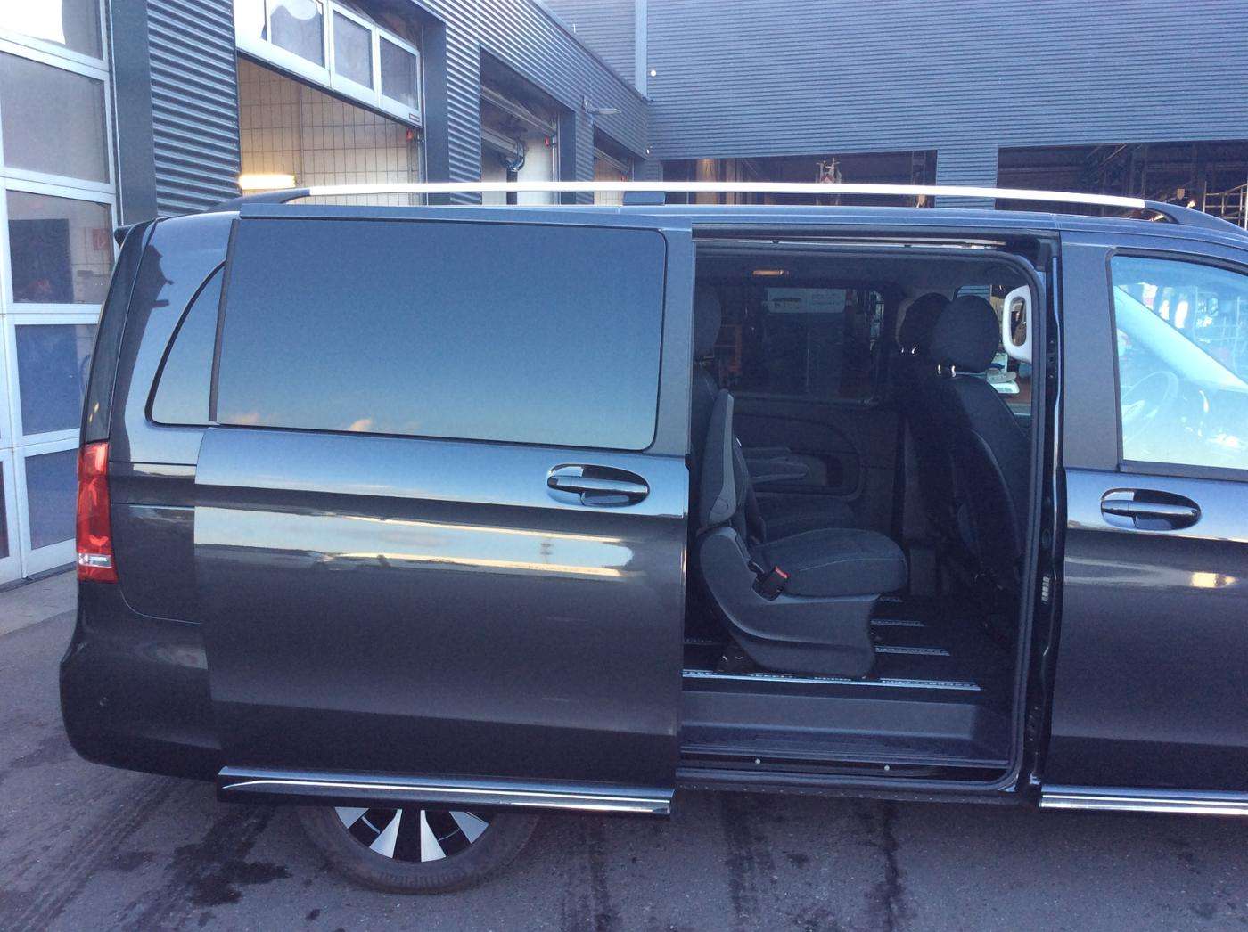 Mercedes-Benz EQV 300