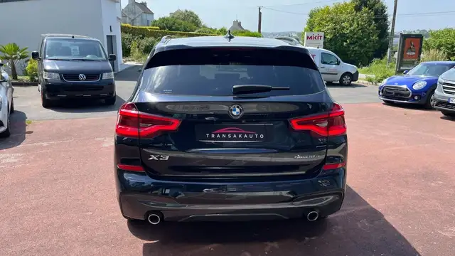 BMW X3 view 6