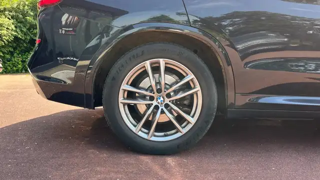 BMW X3 view 15