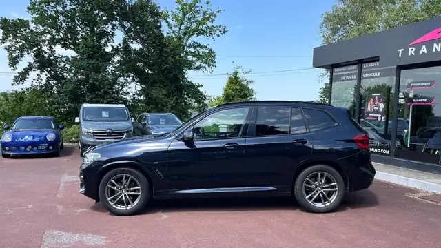 BMW X3 view 8