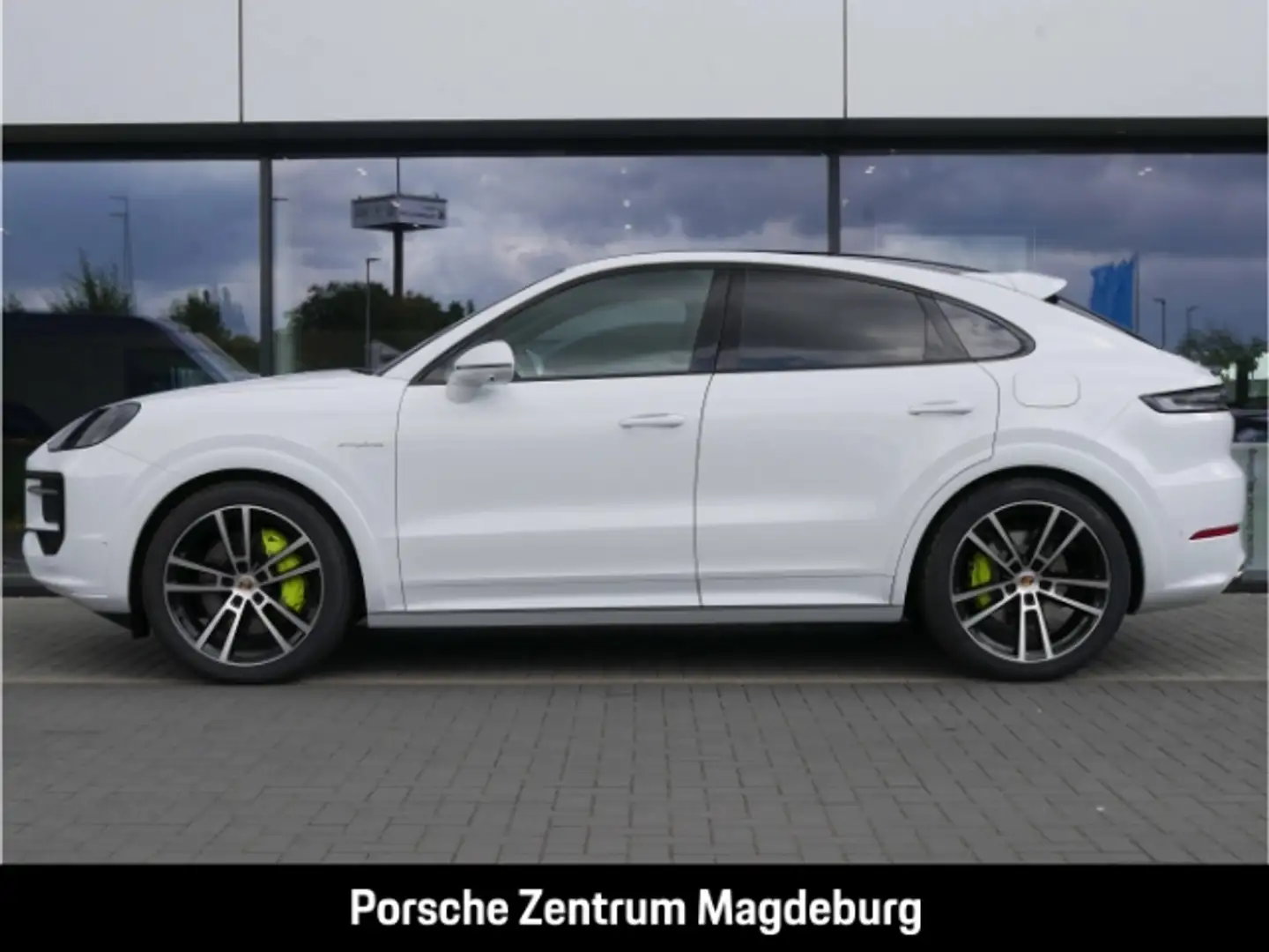 Porsche Cayenne E-Hybrid Coupe*BOSE*PASM*PANO*AZV*INNO* Weiß - 2