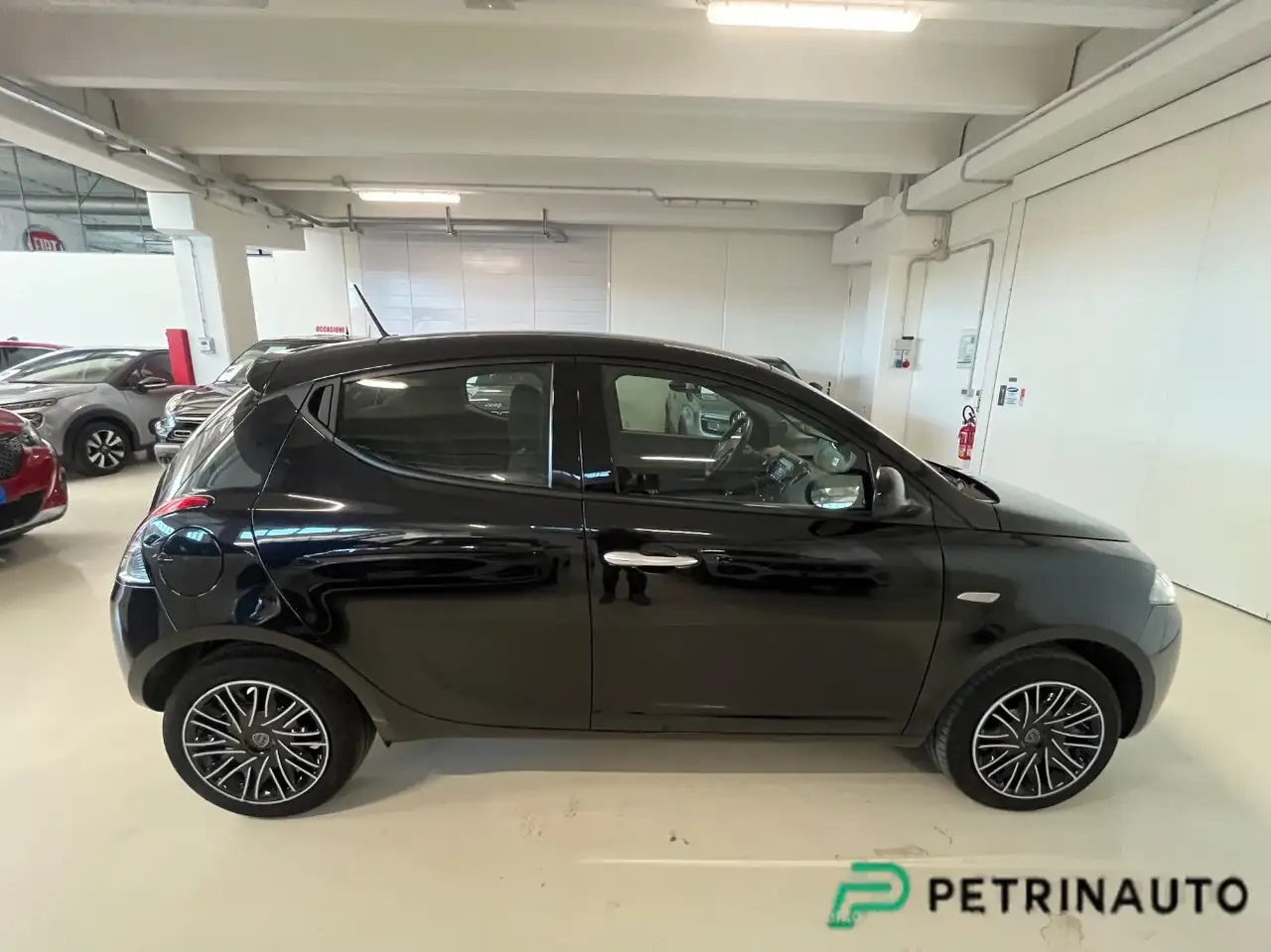 Lancia Ypsilon 2023 — фото 6