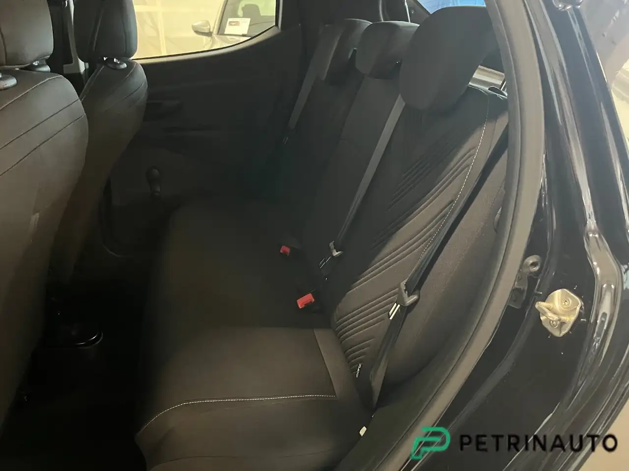Lancia Ypsilon 2023 — фото 14