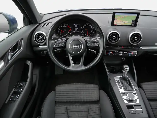 Audi A3 view 8