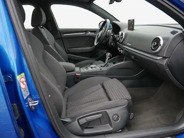 Audi A3 view 4