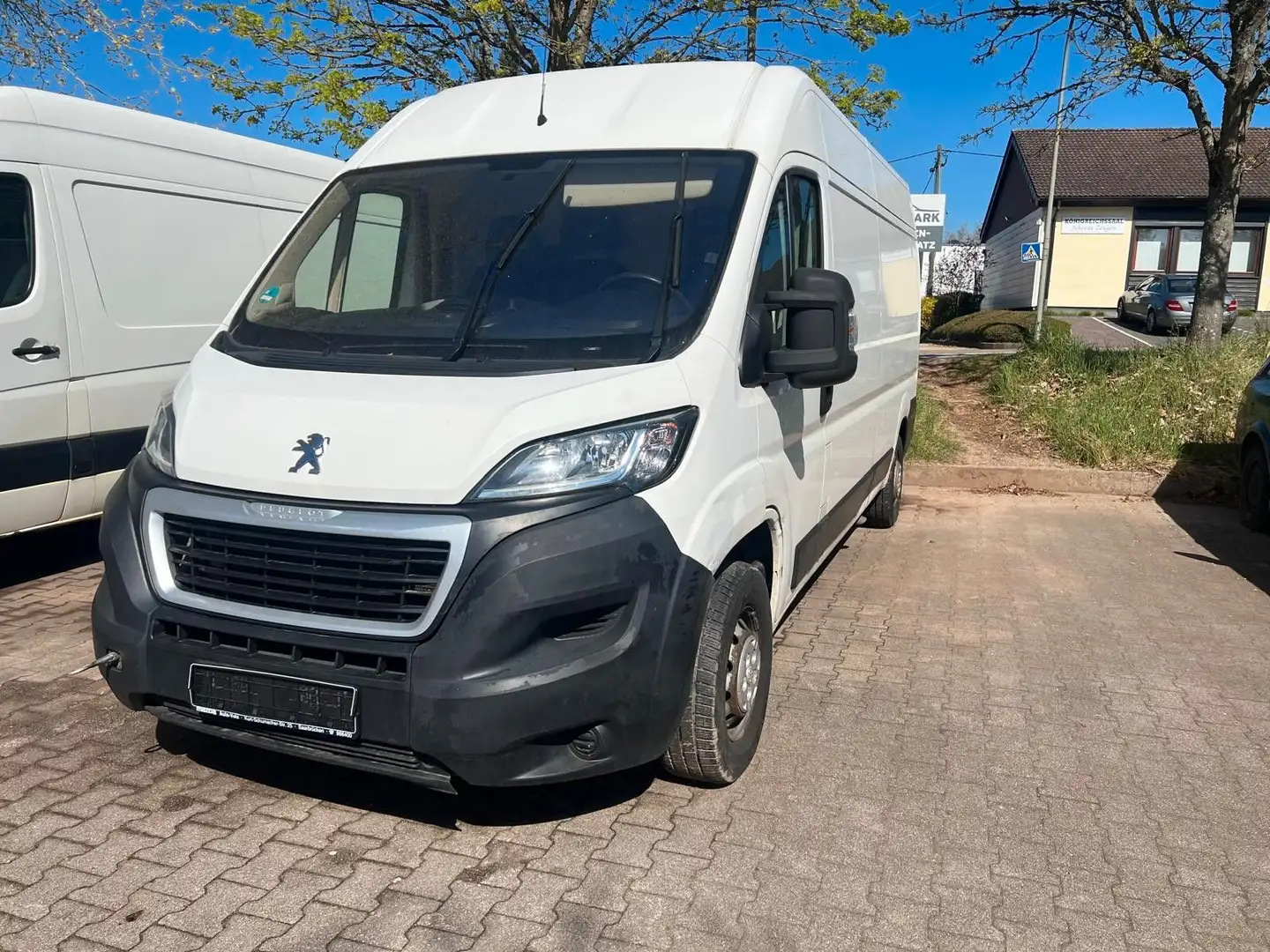 Peugeot Boxer Kasten 335 L2H2 Pro Avantage Plus Navi A/C Weiß - 1