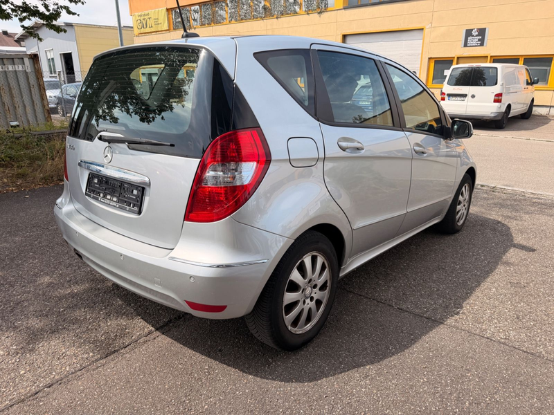 Mercedes-Benz A 180 Elegance Automatik TÜV NEU PDC — photo 4