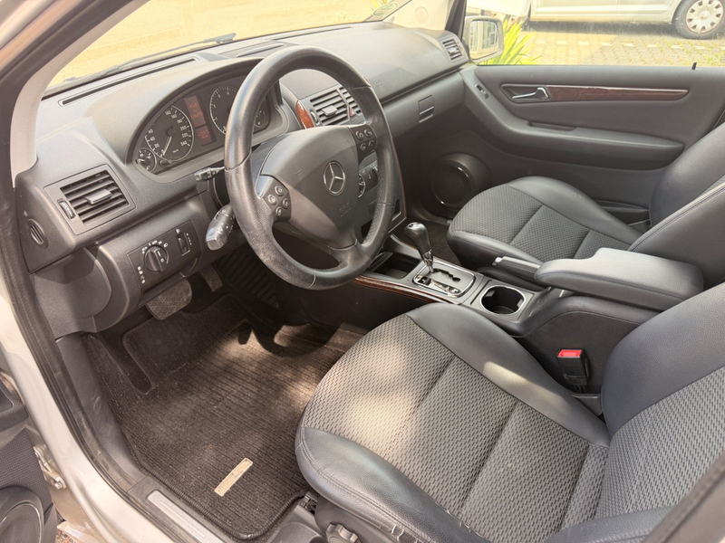 Mercedes-Benz A 180 Elegance Automatik TÜV NEU PDC — photo 10