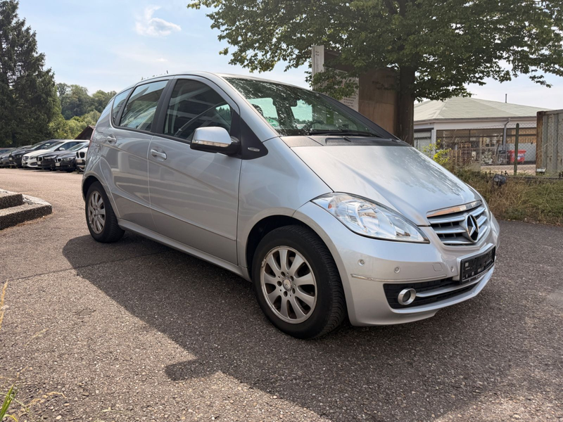 Mercedes-Benz A 180 Elegance Automatik TÜV NEU PDC — photo 2