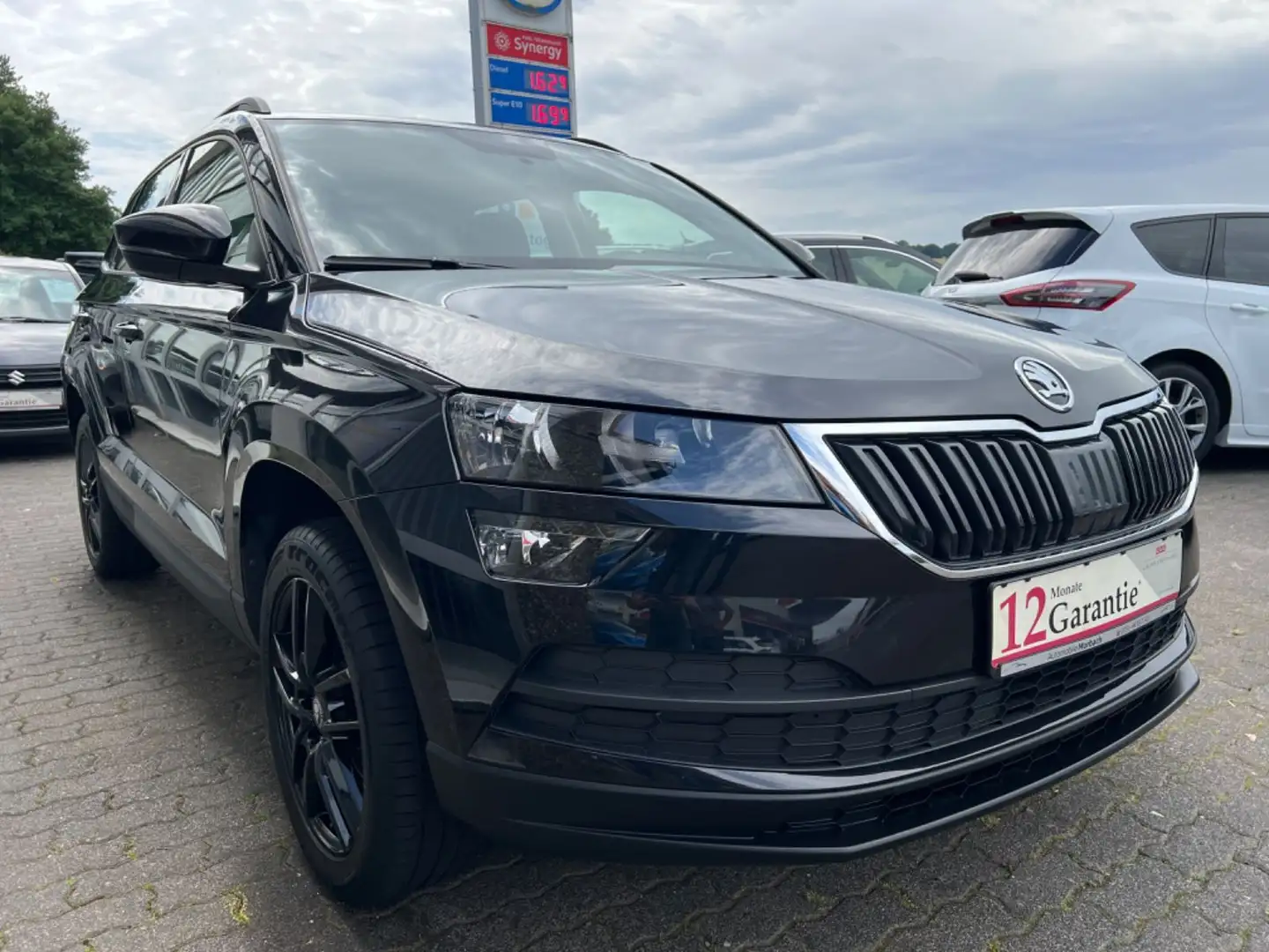 Skoda Karoq Active 1.0 TSI*LED*CARPLAY*KLIMA*2HAND*ALU Schwarz - 2