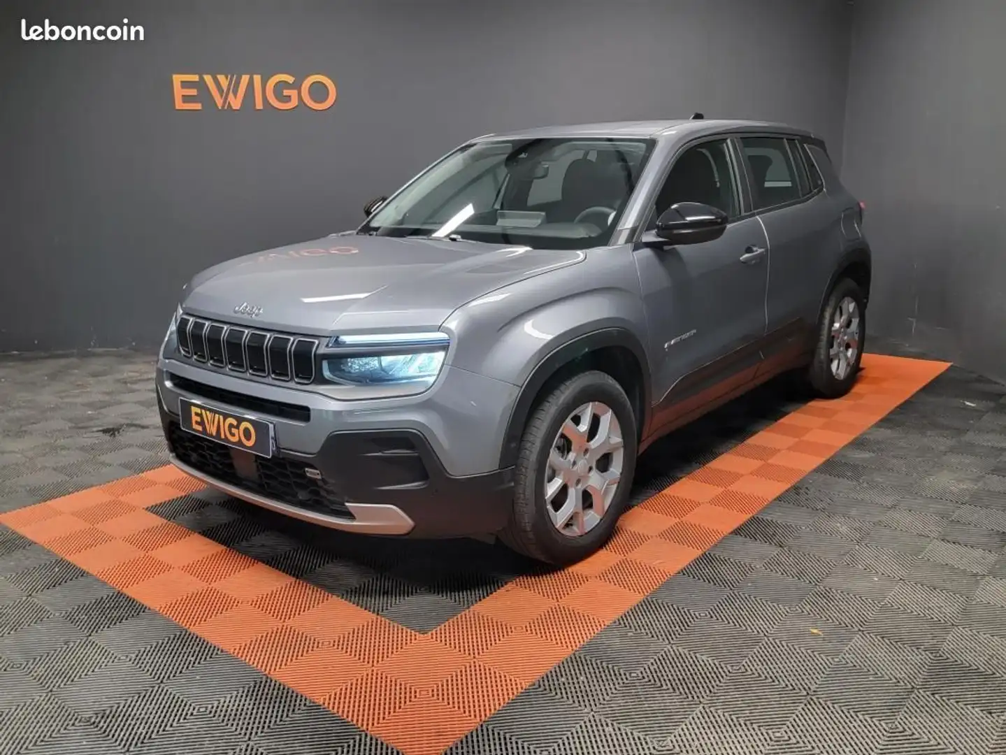 Jeep Avenger 1.2 Turbo T3 100ch ALTITUDE 2WD %2B CARPLAY Gris - 1
