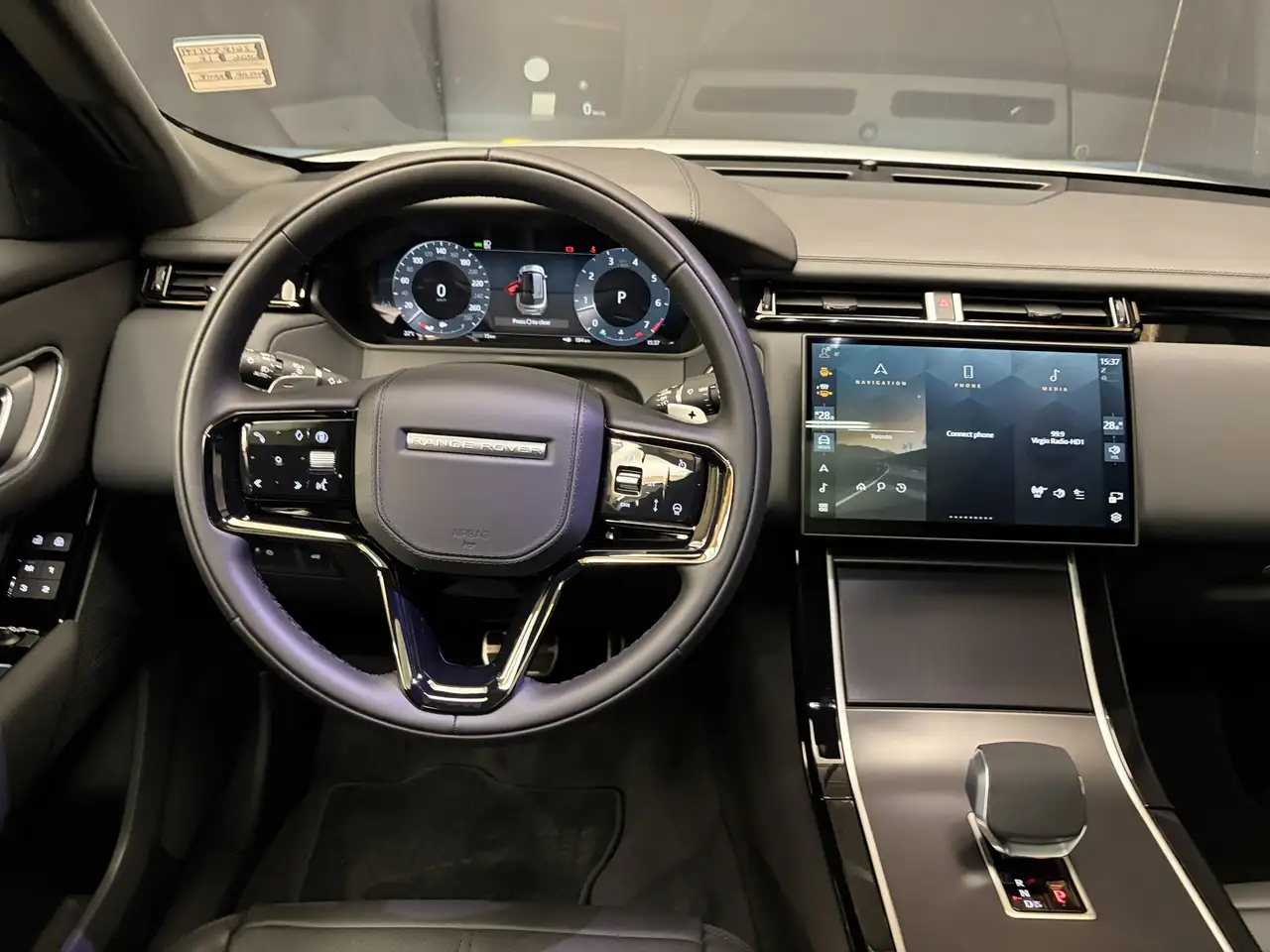 Land Rover Range Rover Velar снимка Land Rover Range Rover Velar