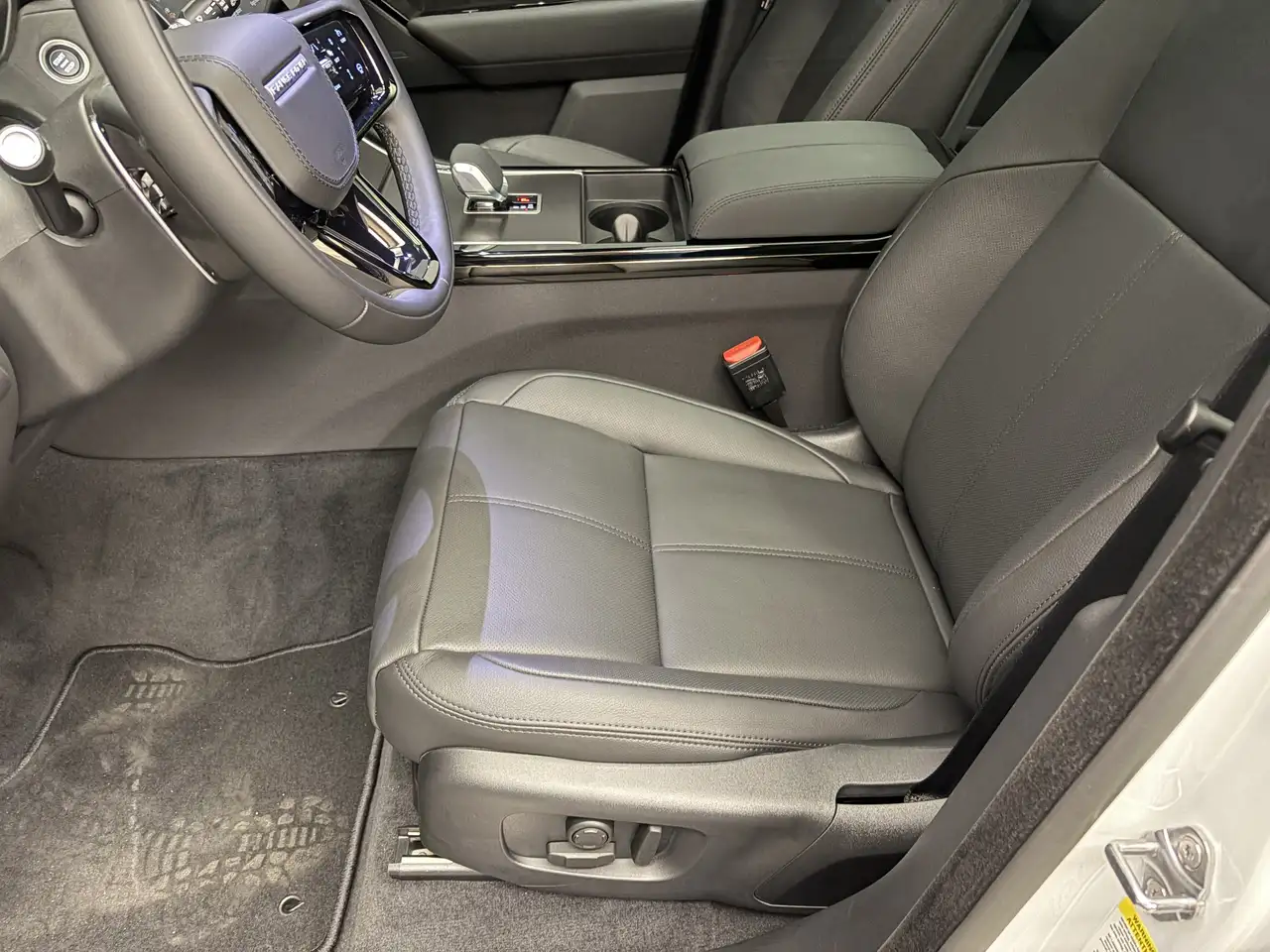 Land Rover Range Rover Velar снимка Land Rover Range Rover Velar