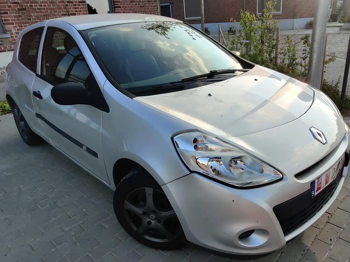Renault Clio Clio 1.5 dCi Dynamique Argent - 1