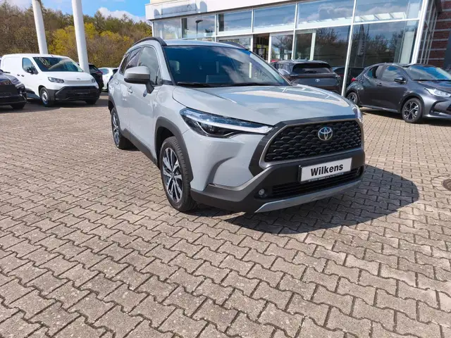 Toyota Corolla Cross Hybrid FWD Teamplayer