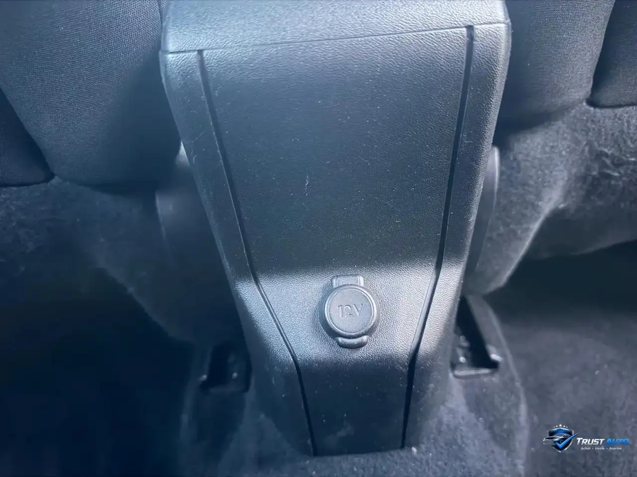 Peugeot 2008 2008 — photo 17