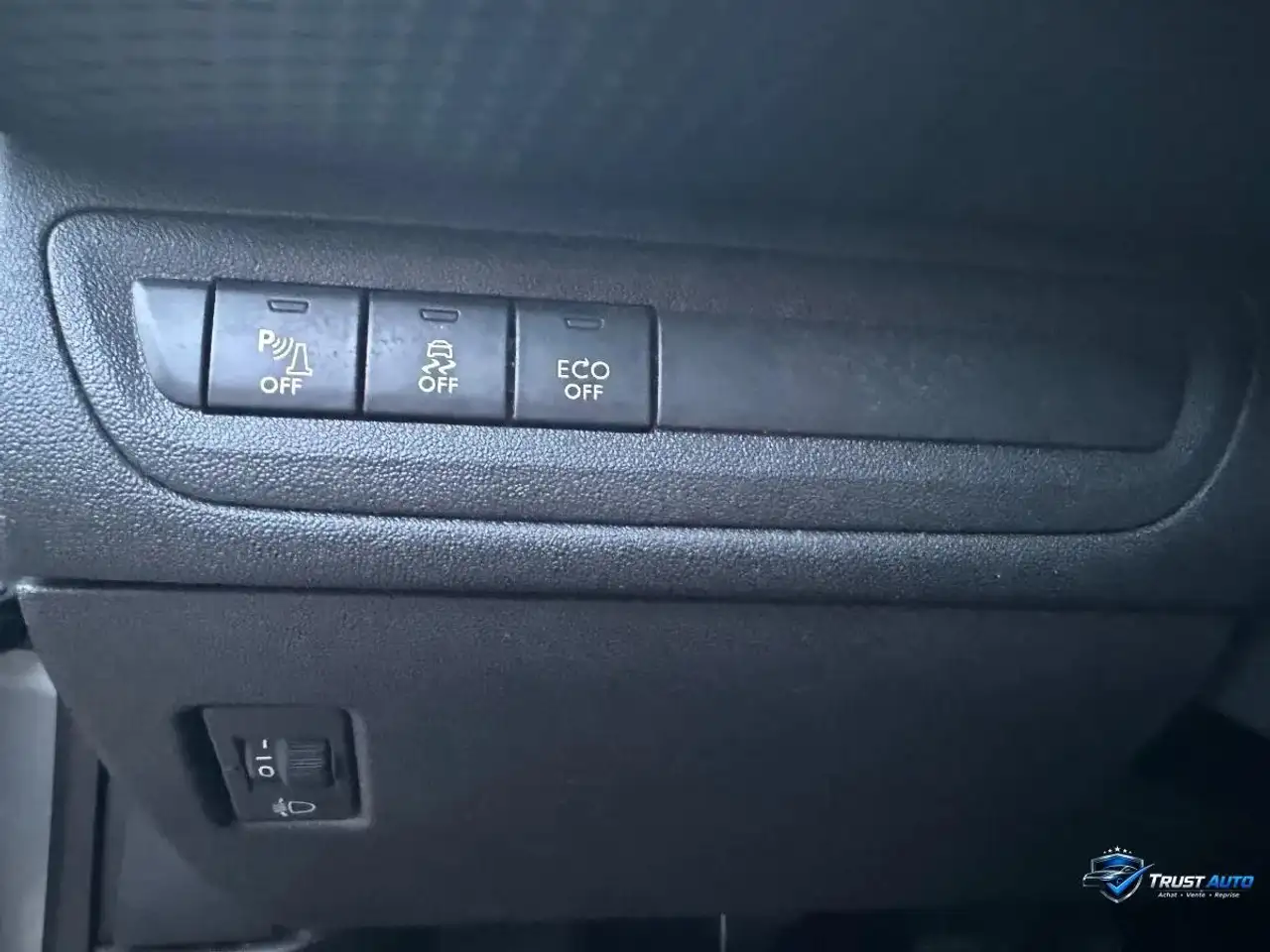 Peugeot 2008 2008 — photo 13