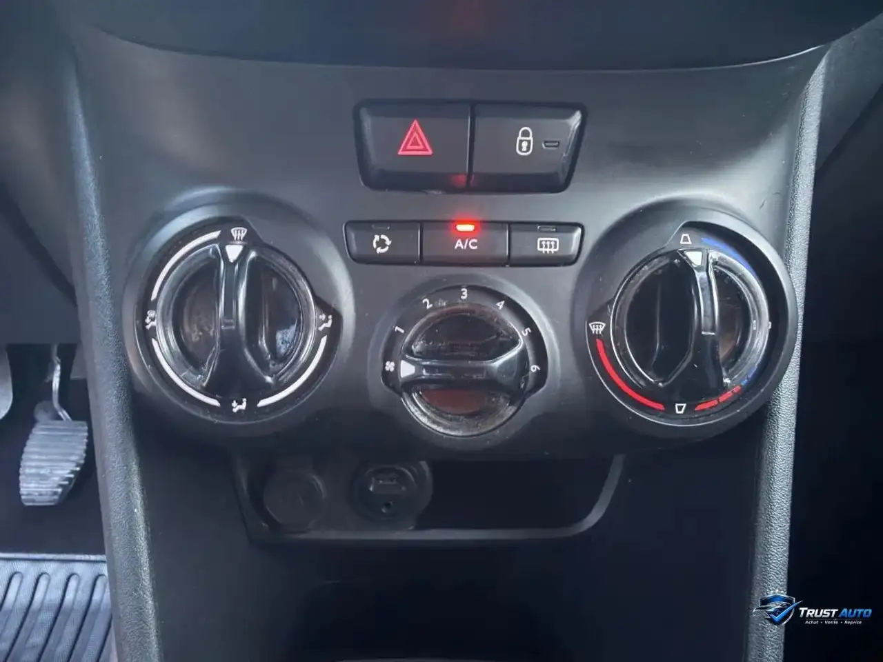 Peugeot 2008 2008 — photo 14