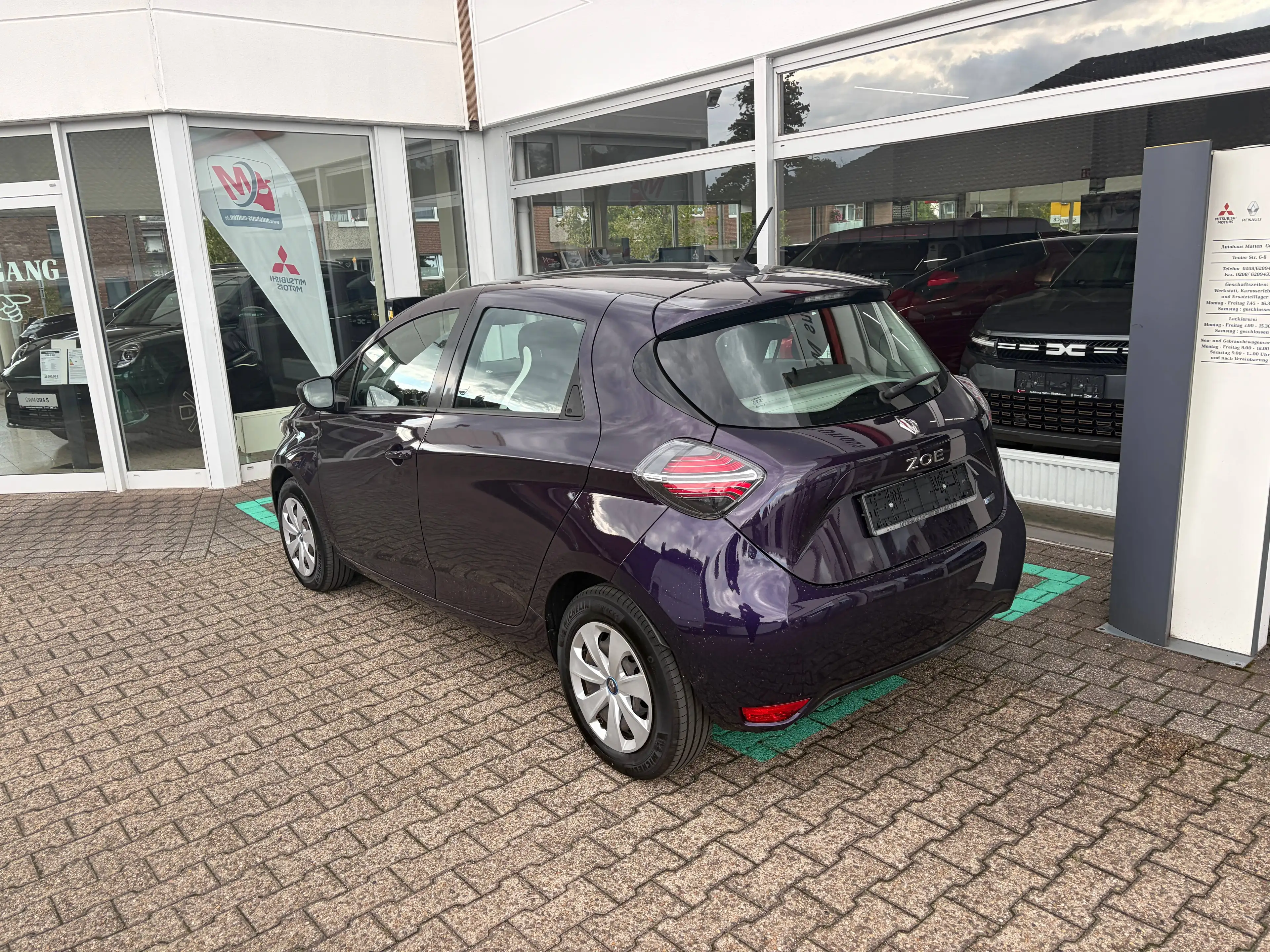 Renault ZOE Life ZE40 R110 — photo 4