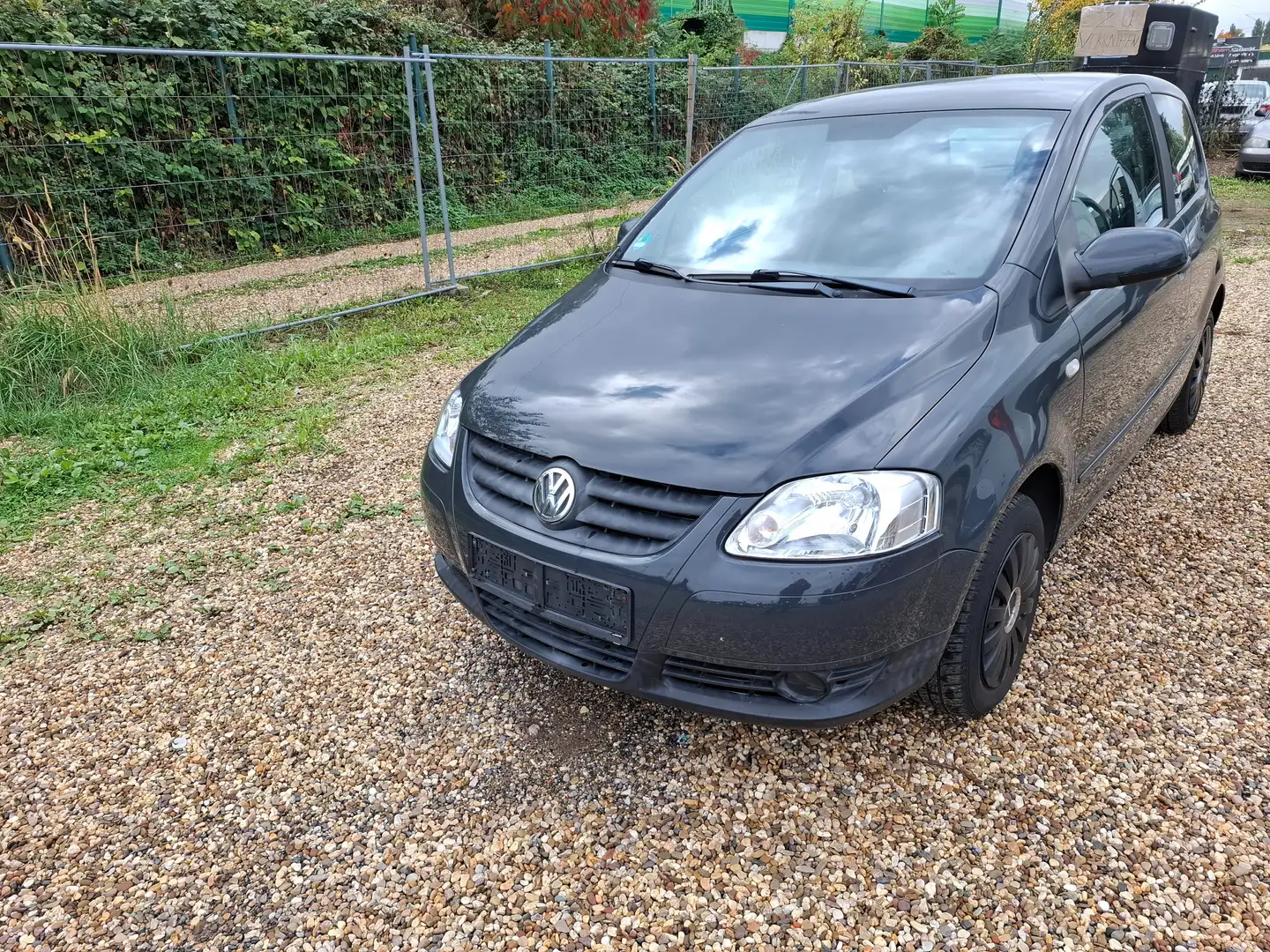Volkswagen Fox Fox 1.2 Style Grau - 1