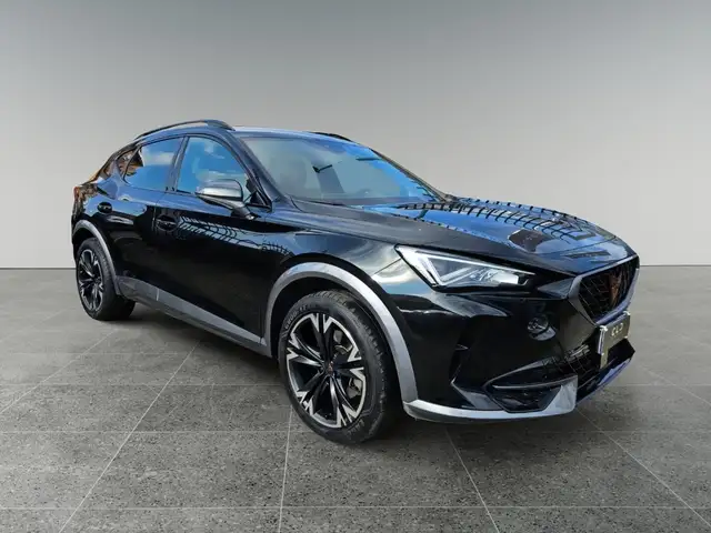 Cupra Formentor view 3