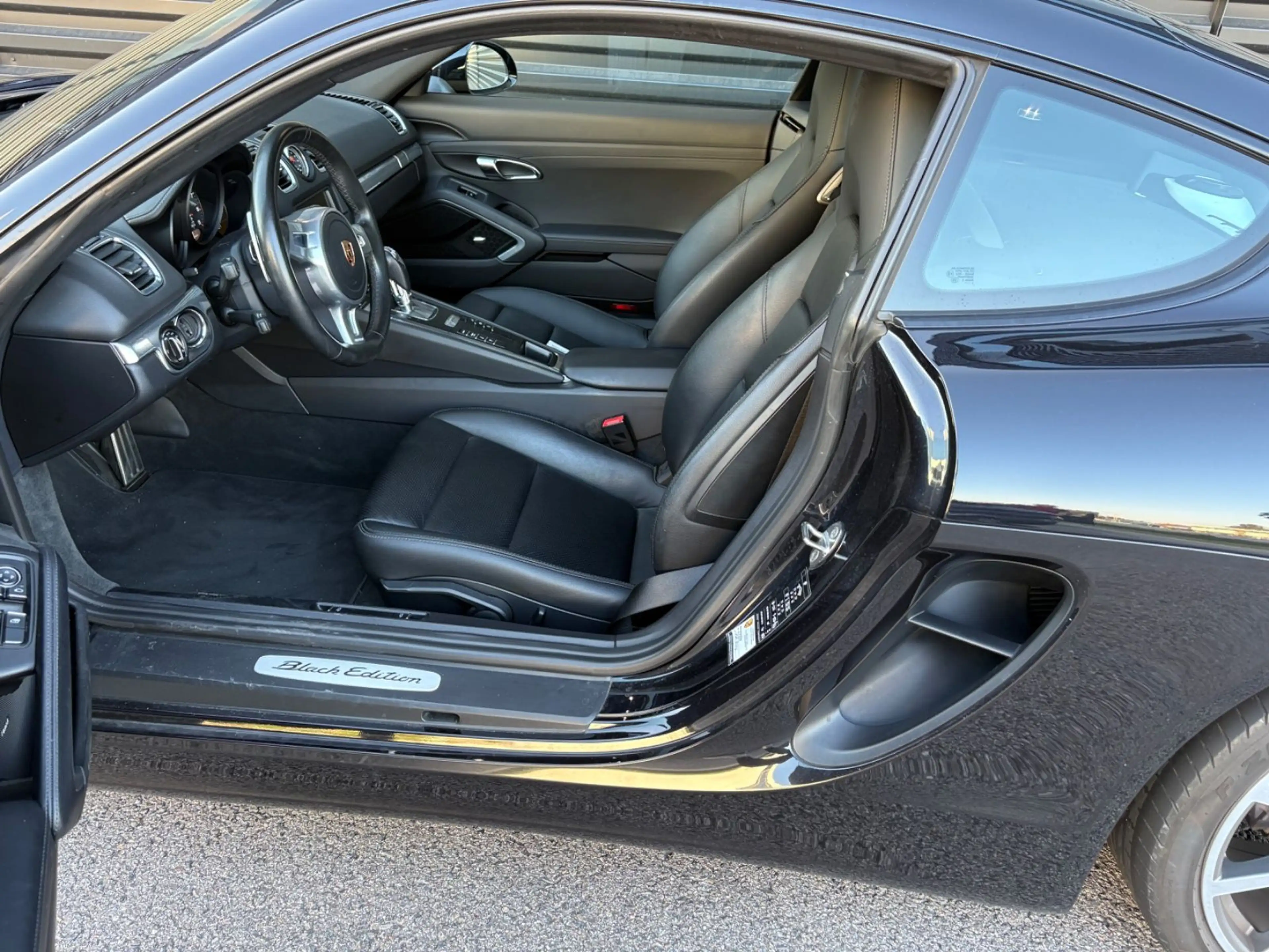 Porsche Cayman Black Edition-CHRONO-ABGAS-2.HAND — photo 10
