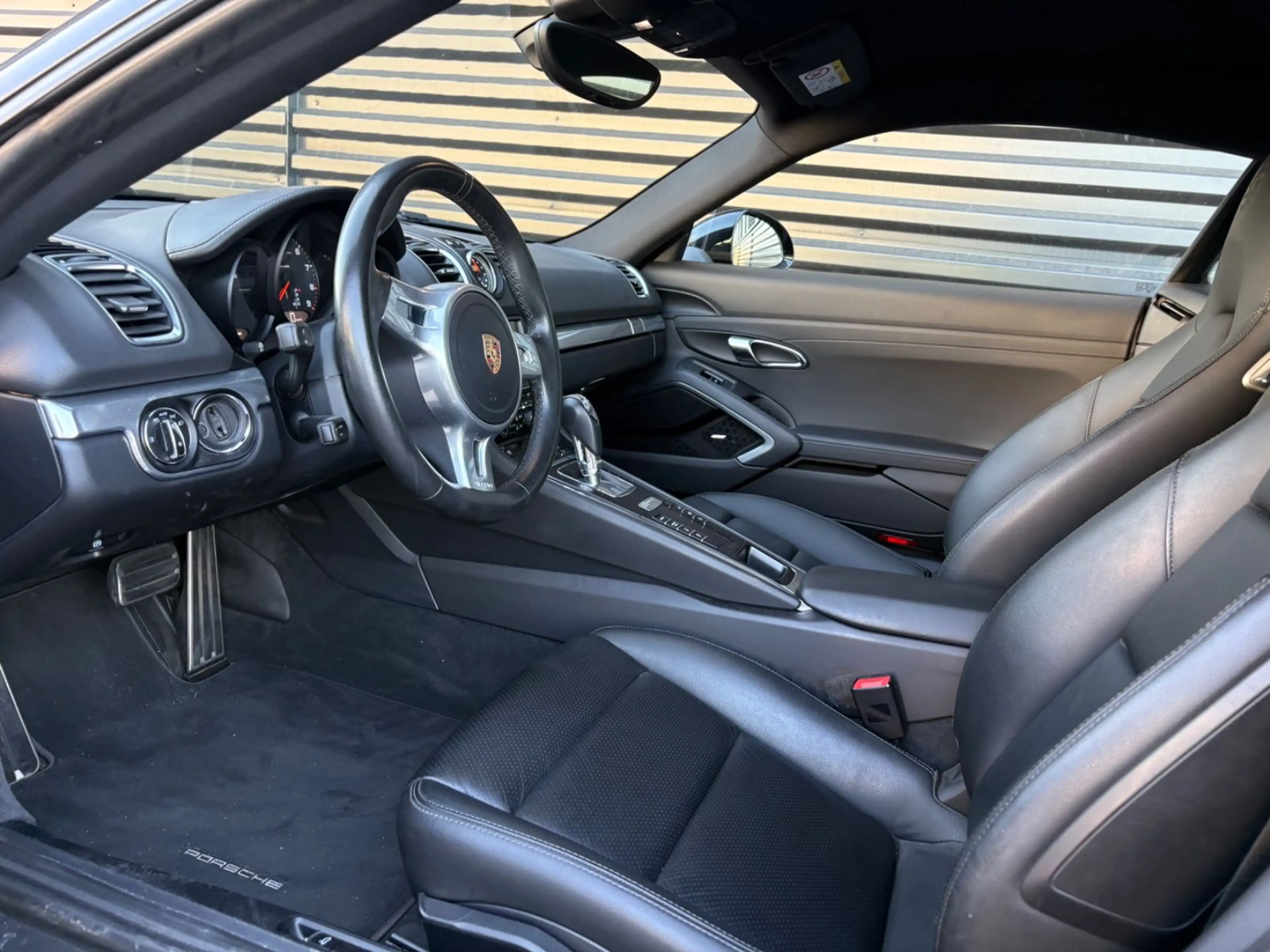 Porsche Cayman Black Edition-CHRONO-ABGAS-2.HAND — photo 15