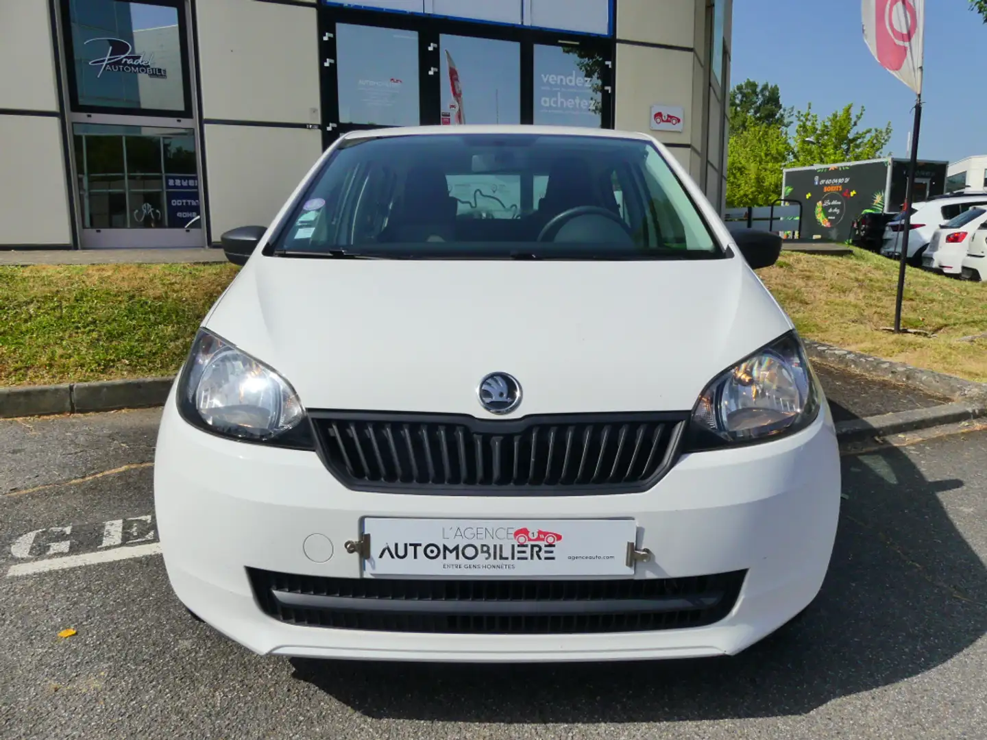 Skoda Citigo Skoda Citigo 1.0 12V MPI 60 CH Active Blanc - 2