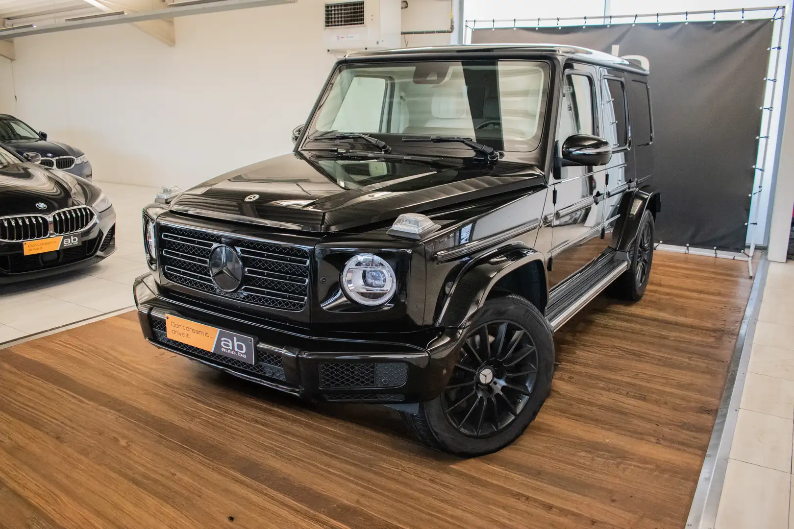 Mercedes-Benz G 350 D AMG-LINE, BURMESTER, PANO, ADAPTIVE CRUISE Schwarz - 2