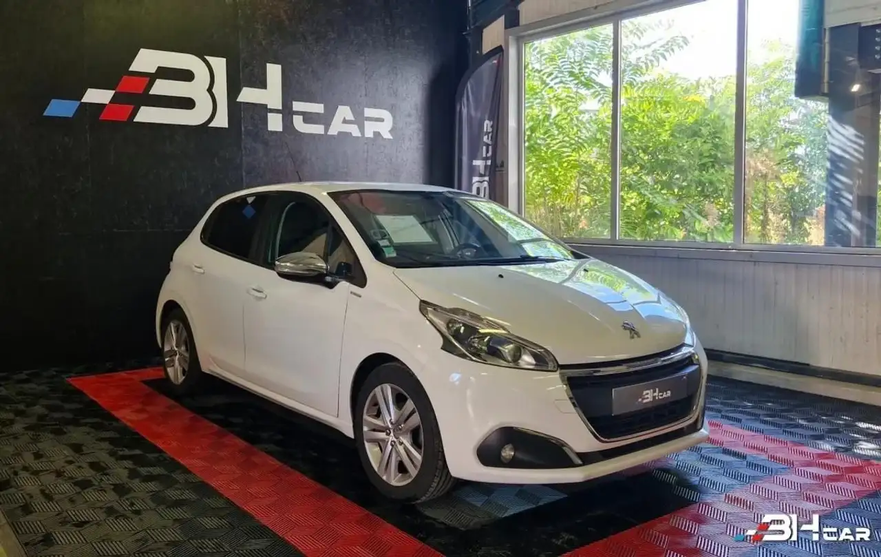 Peugeot 208 GENERATION-I 1.2 PURETECH 80 STYLE