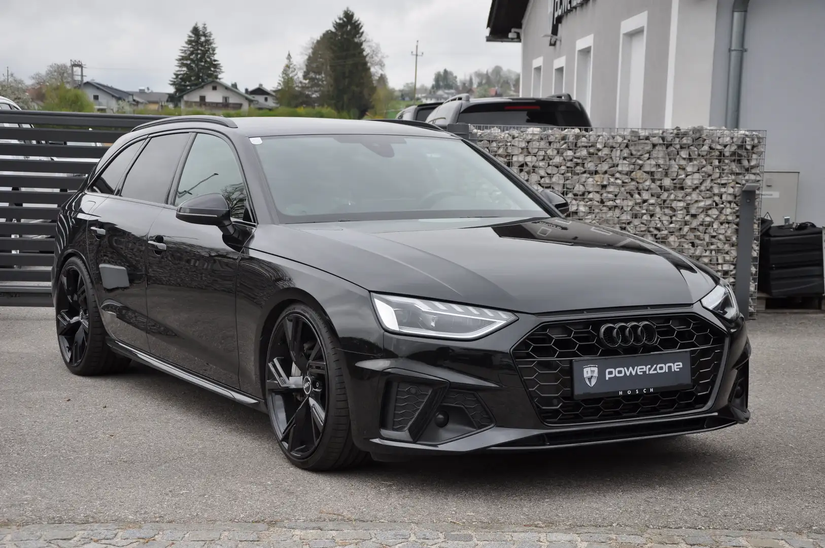Audi A4 Avant 45 TDI quattro S-line 20" H&R Black Edition Schwarz - 1
