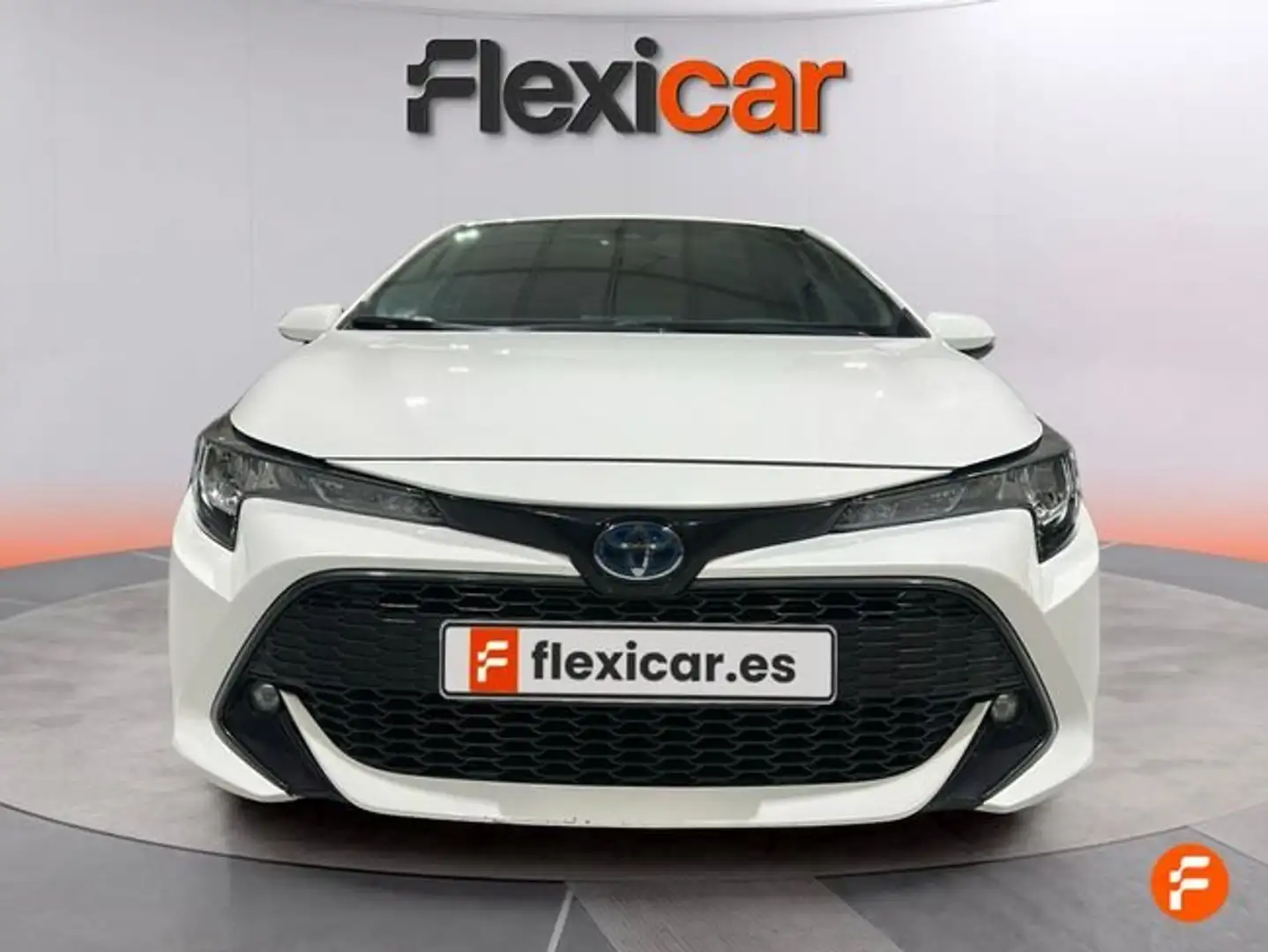 Toyota Corolla 125H Active Tech Blanc - 2
