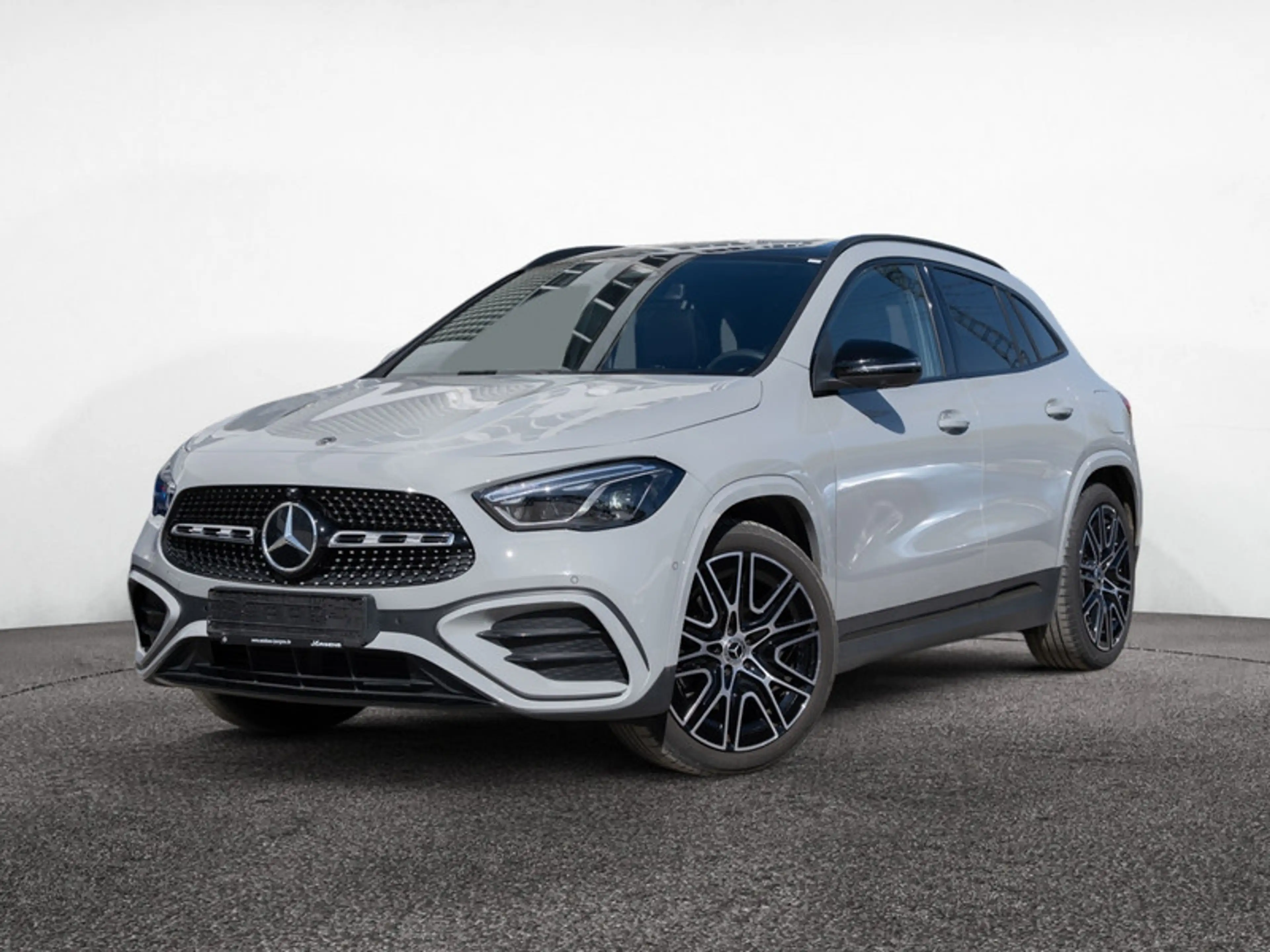 Mercedes-Benz GLA 220 d 4M AMG-Sport/MLB/360/Pano/AHK/Night/20 — photo 2