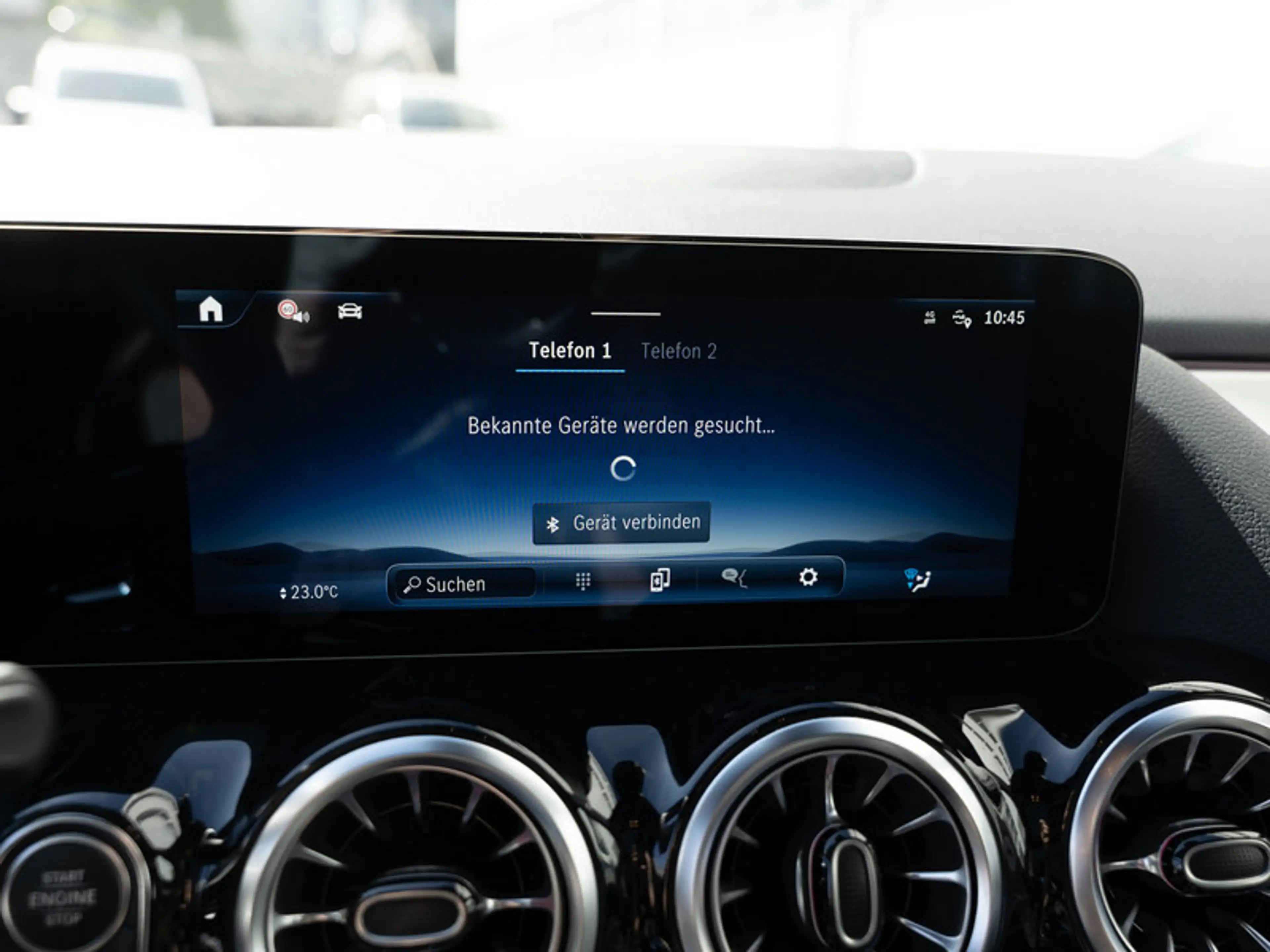 Mercedes-Benz GLA 220 d 4M AMG-Sport/MLB/360/Pano/AHK/Night/20 — photo 13