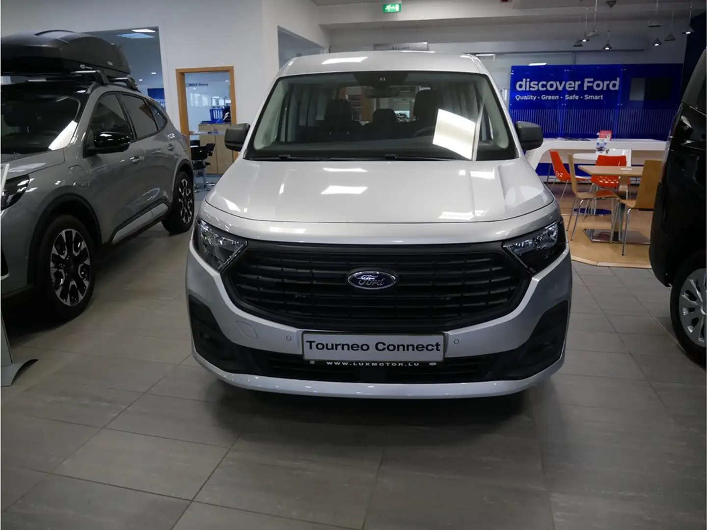 ford tourneo