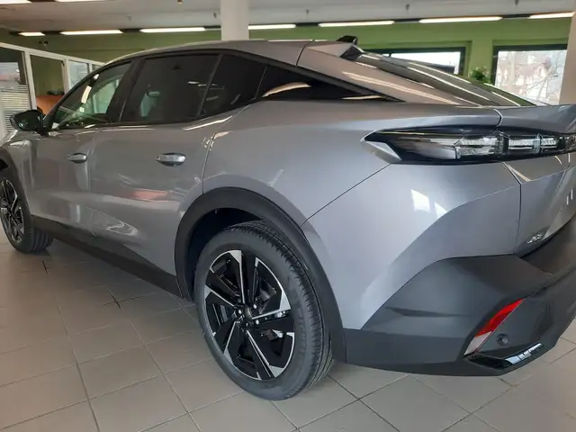 Peugeot 408 view 9
